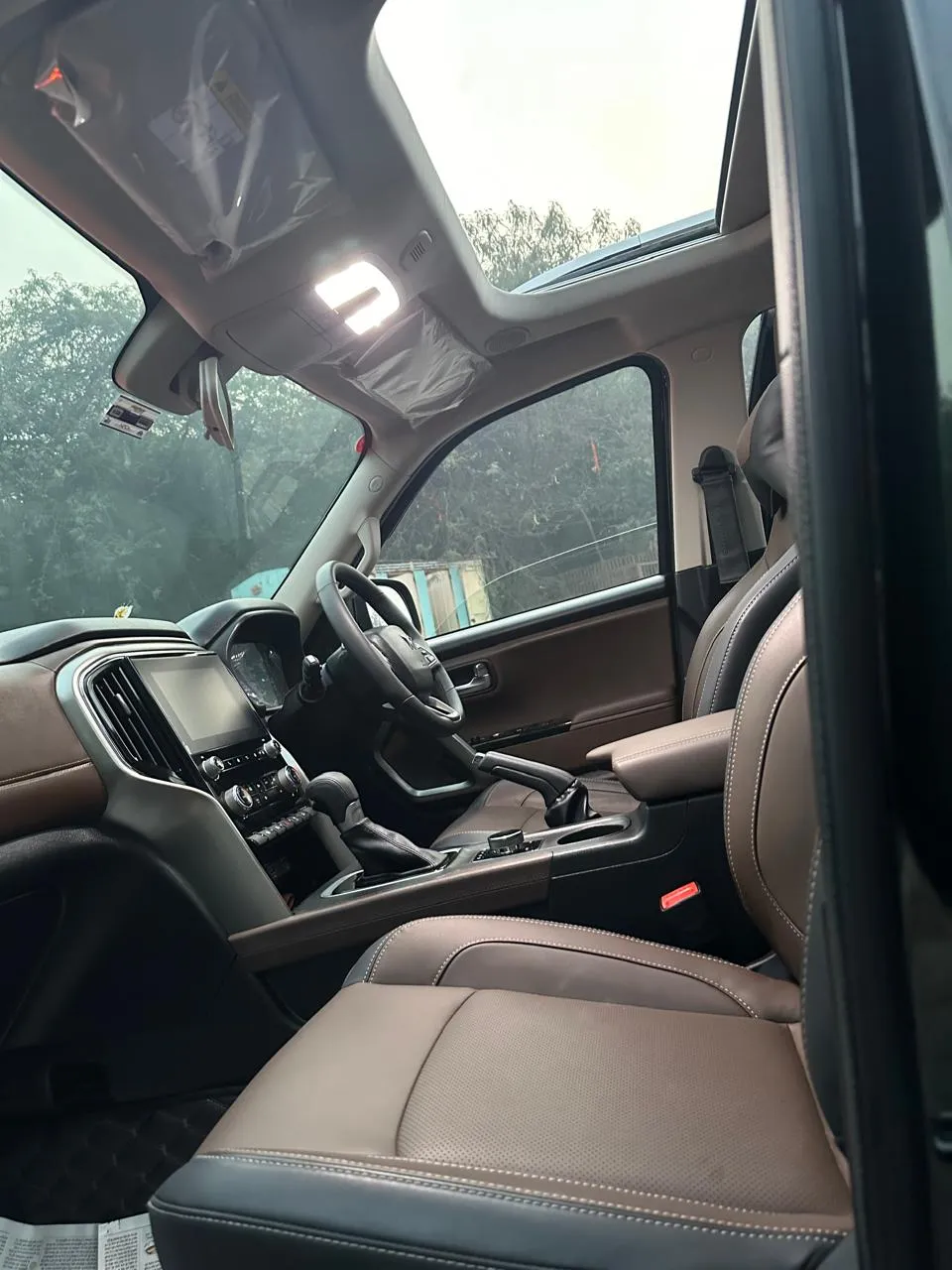 Mahindra Scorpio N Black 4×4 view 3