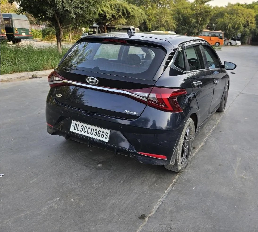 Hyundai Elite i20 view 4