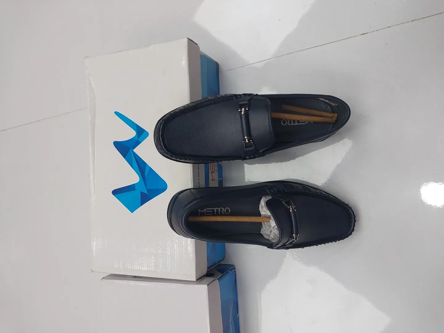 Metro Loafers. view 2