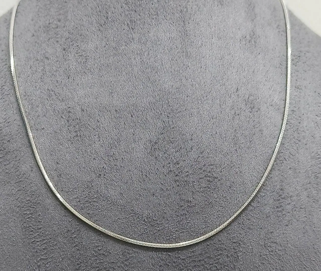 Silver Neck Chain (AVSCH-17) view 2