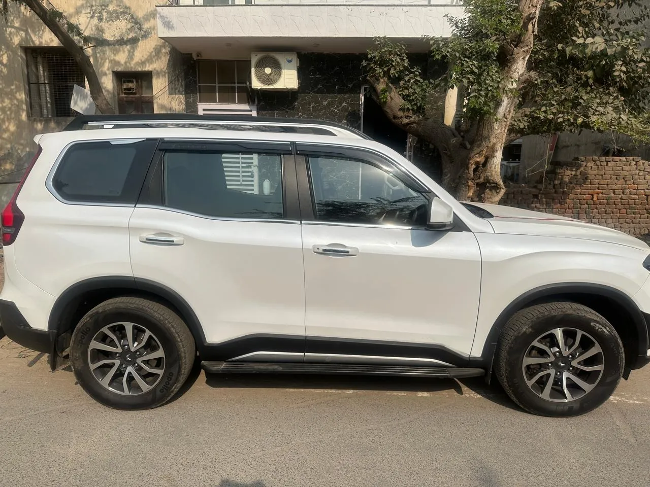 Scorpio N 4×4 view 4