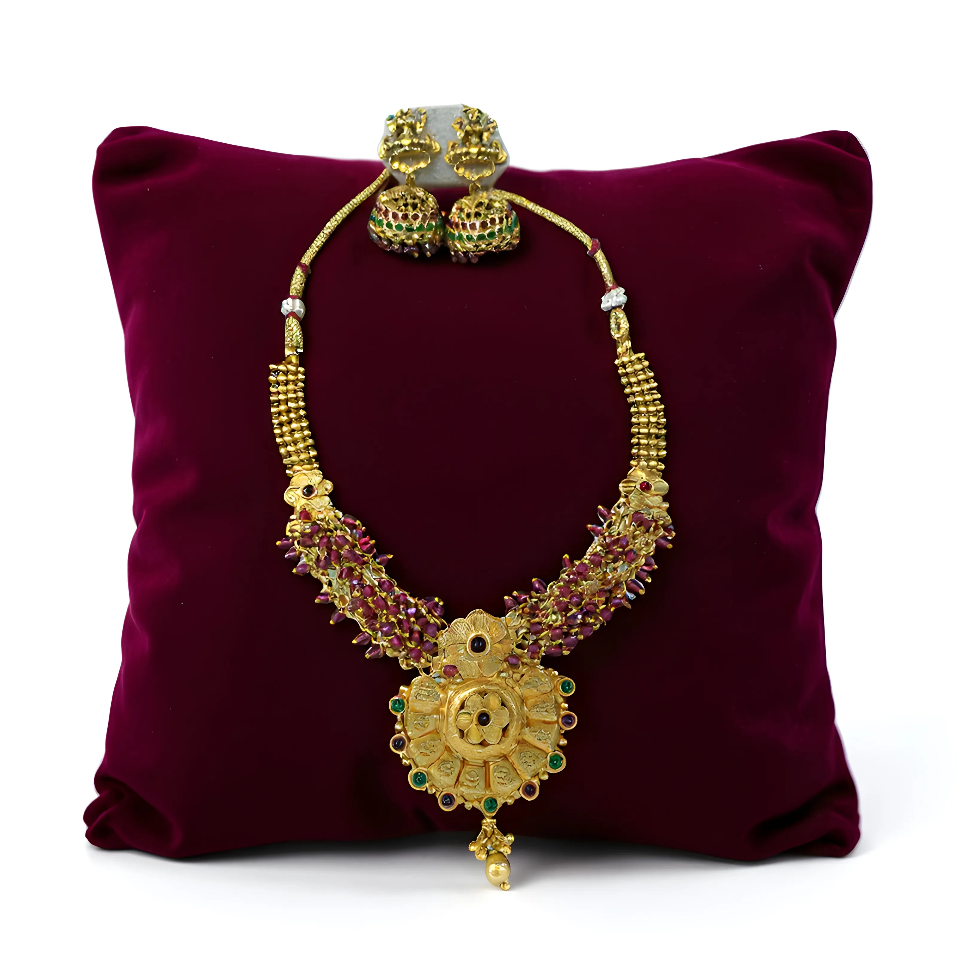 Antique Gold Traditional Necklace view 2
