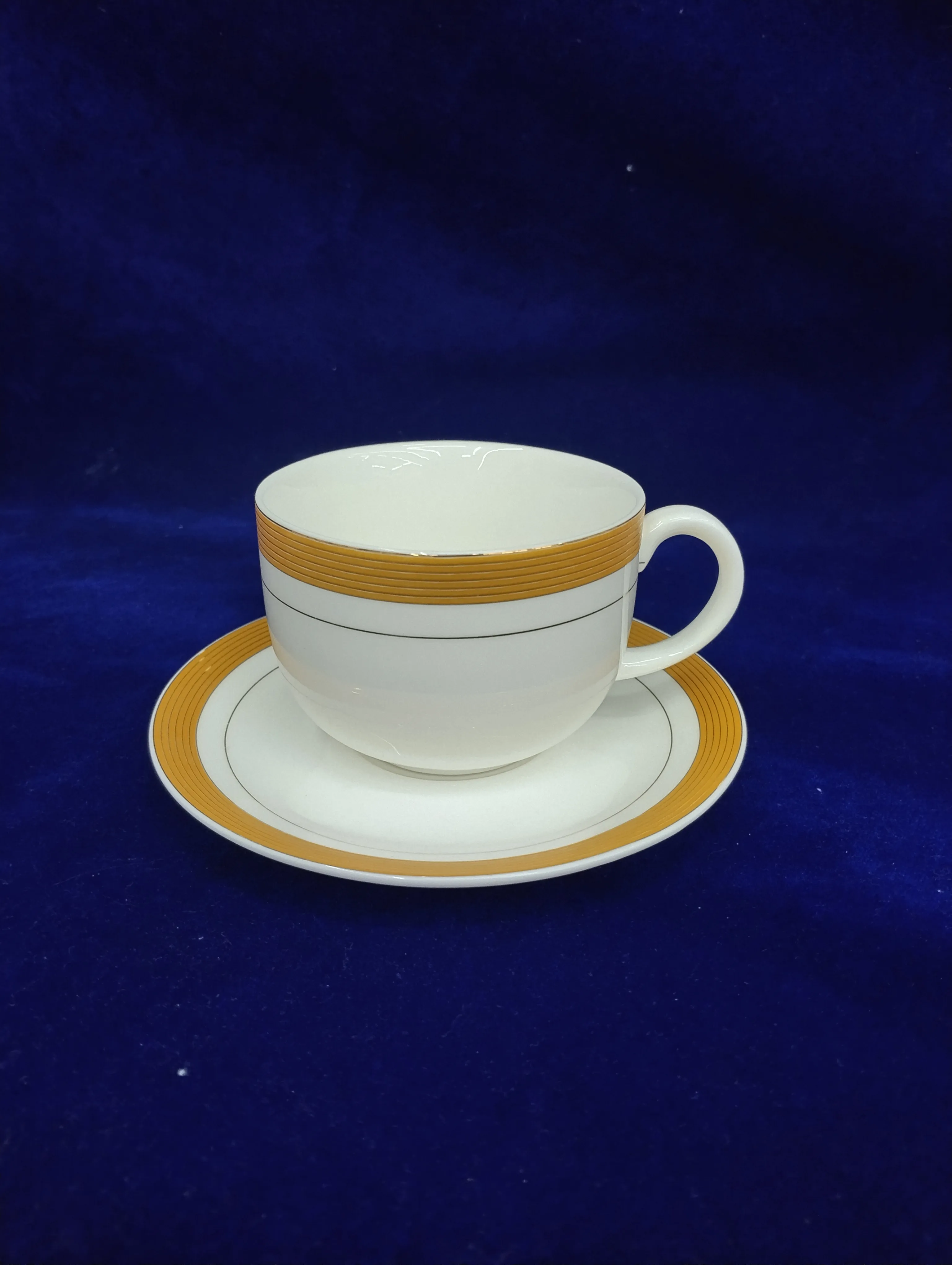 Elegant Cute Cups N Saucers view 2