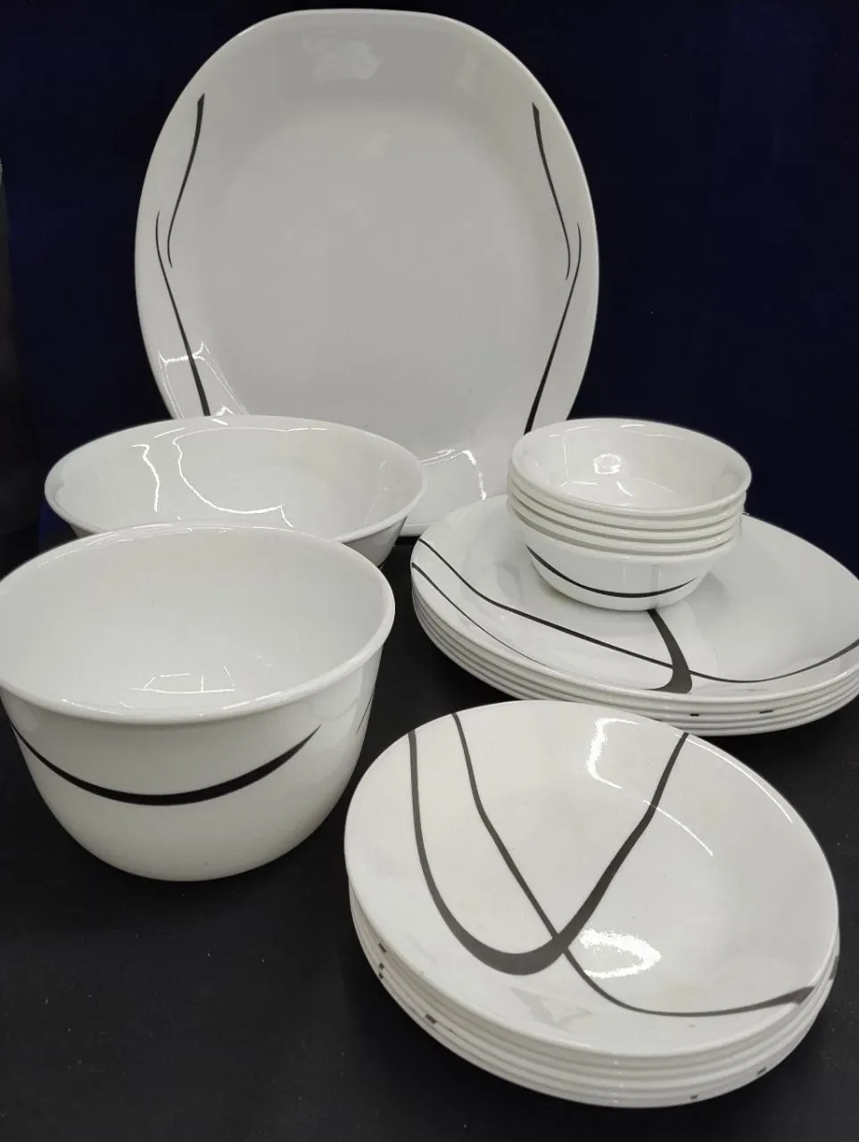 Modern Ceramic Dinnerware Set Corelle view 2