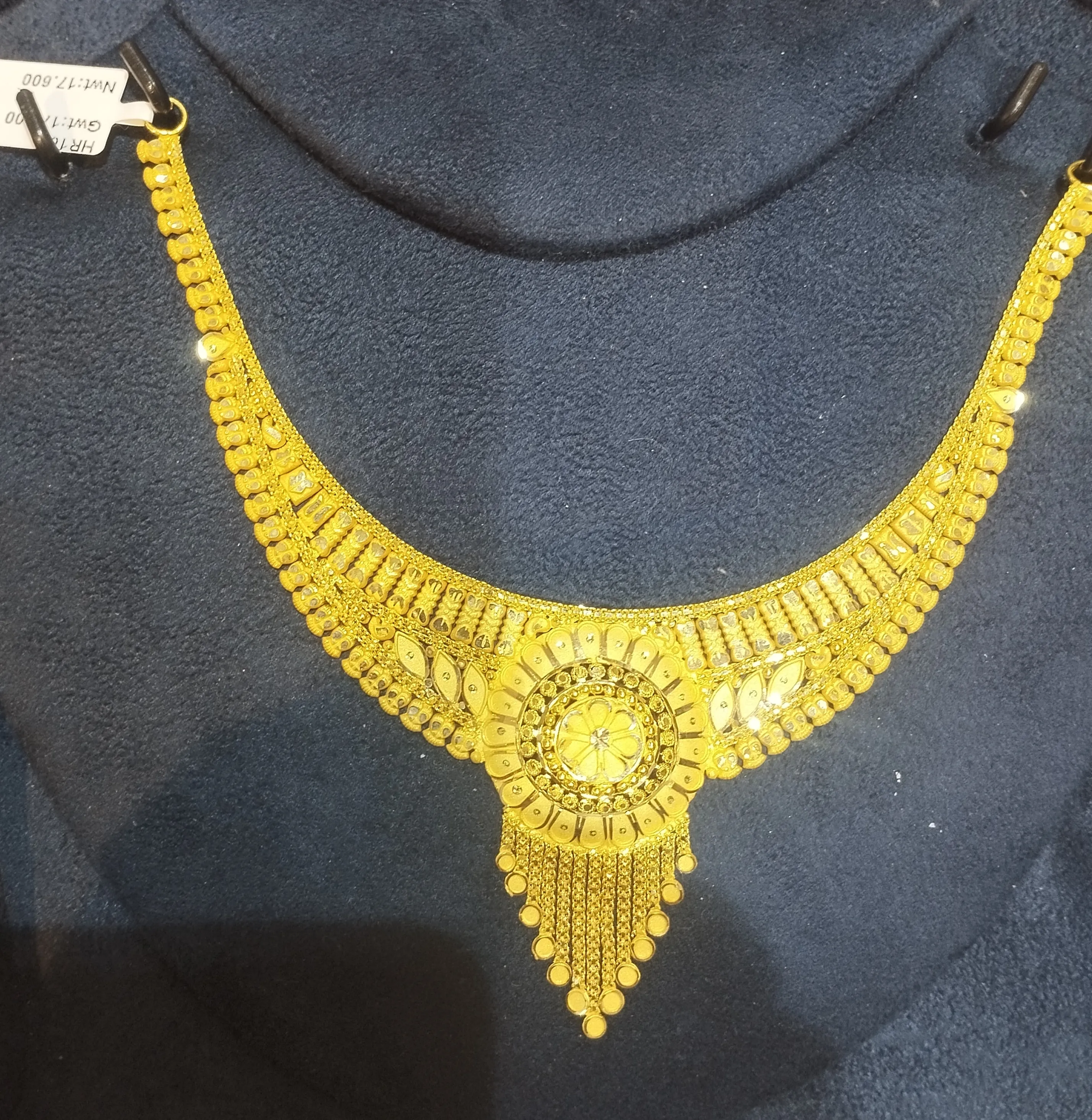 Gold Necklace👍👌 view 2