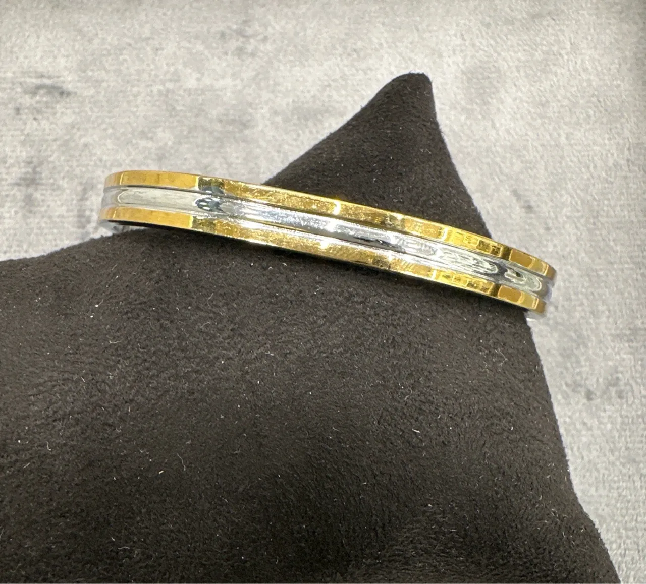 Golden-Silver Openable Oval Shape Kada view 2