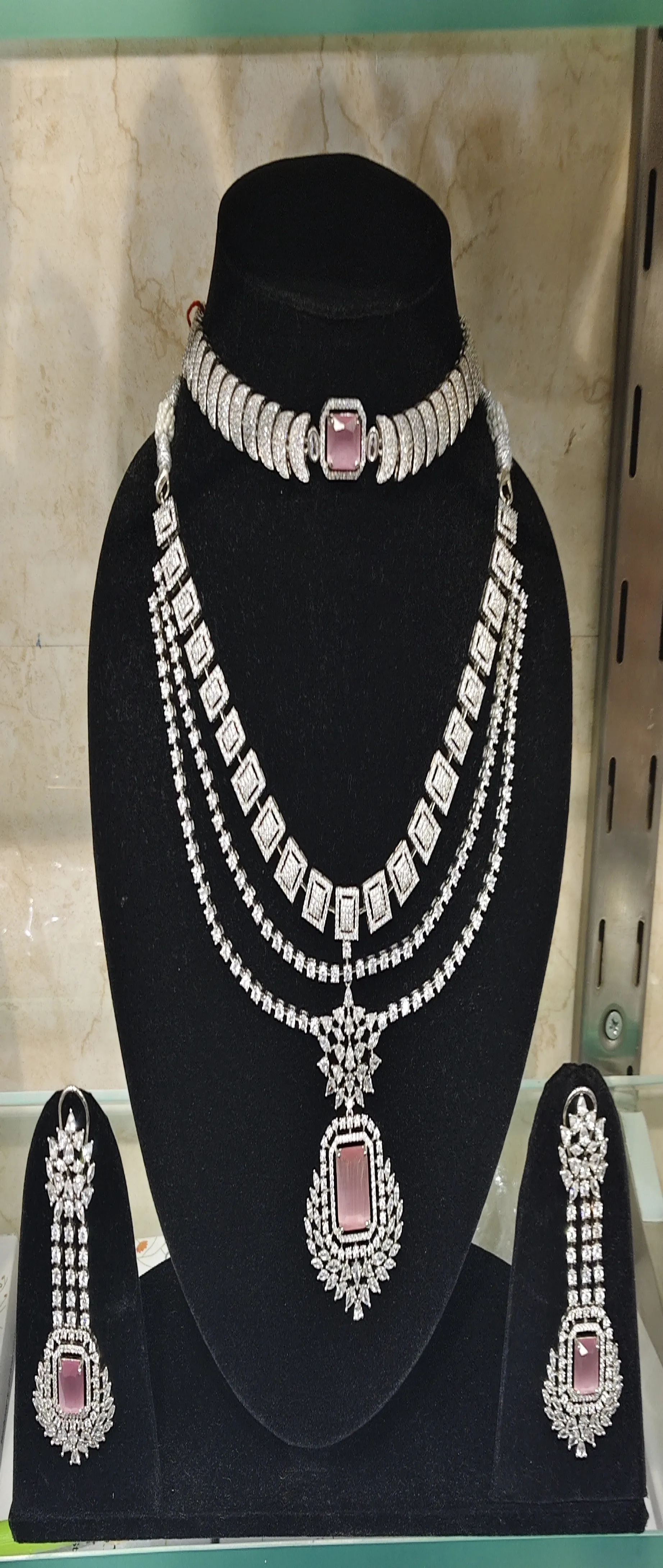 Ad Necklace Set view 2