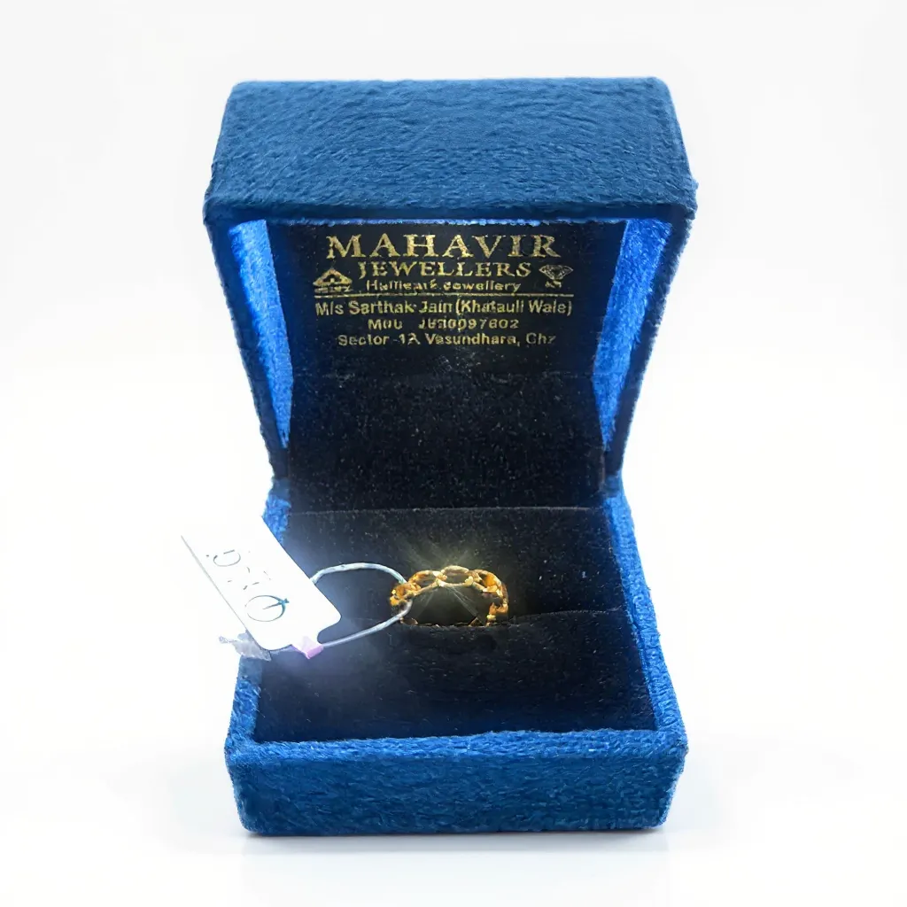 Ladies Ring✨ by Mahavir Jewellers