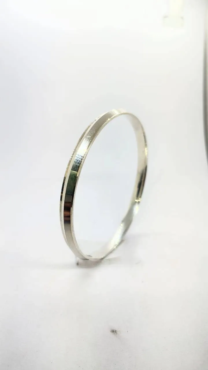Silver Kada (AVKD-60) view 3