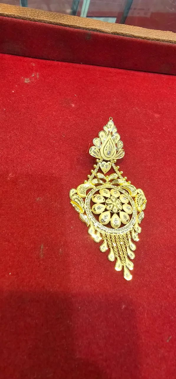 Jhala 18 Karat view 3