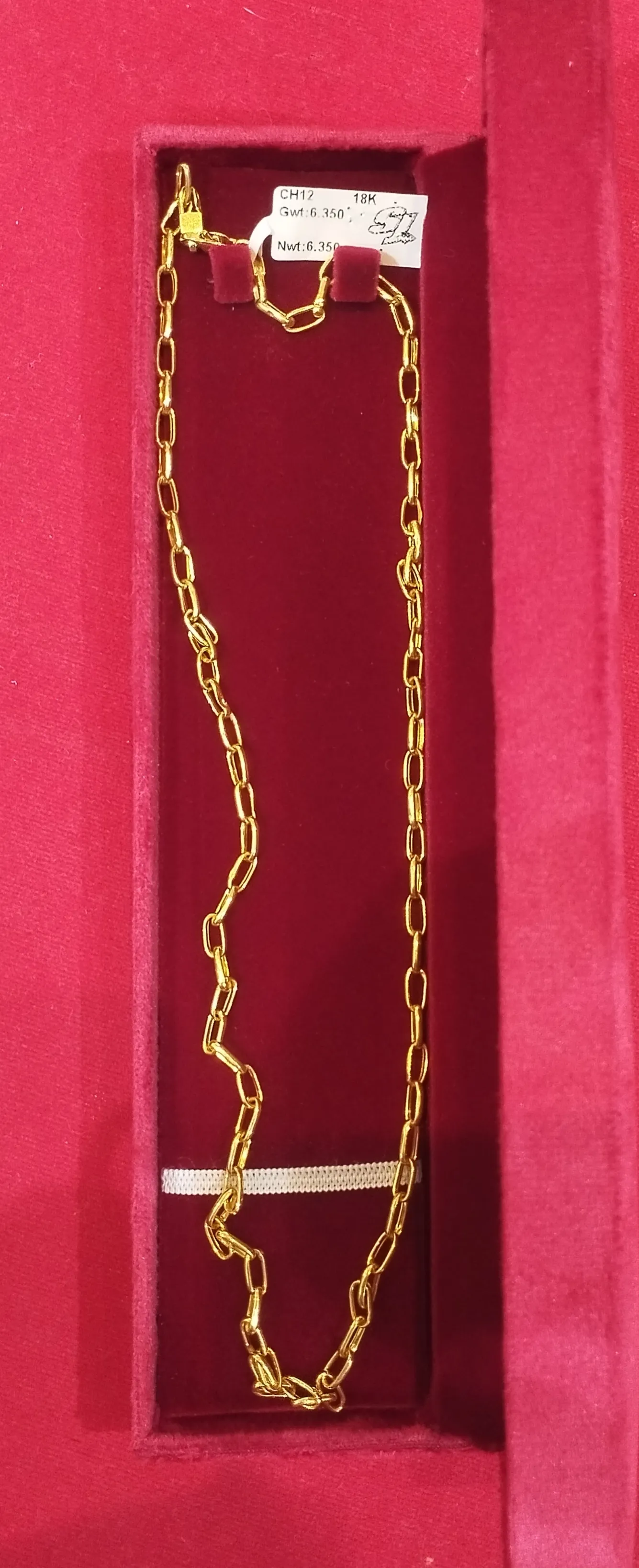 18K Gold Chain view 2