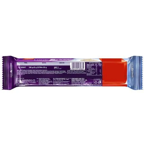 Parle Platina Hide & Seek Vanilla Flavoured Choco Chip Sandwich Biscuits 125 g view 2
