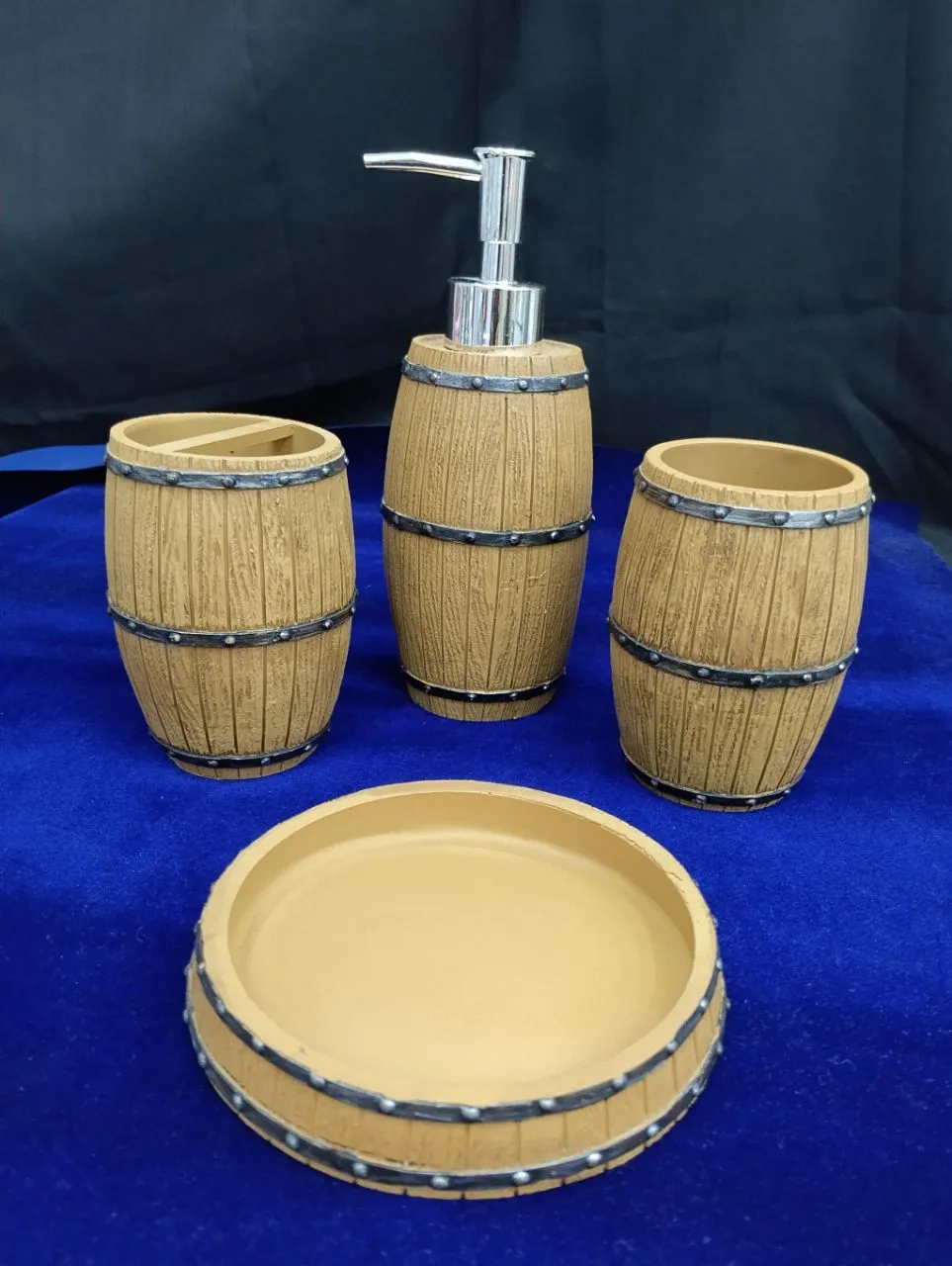 l Bathroom Accessory Set view 7