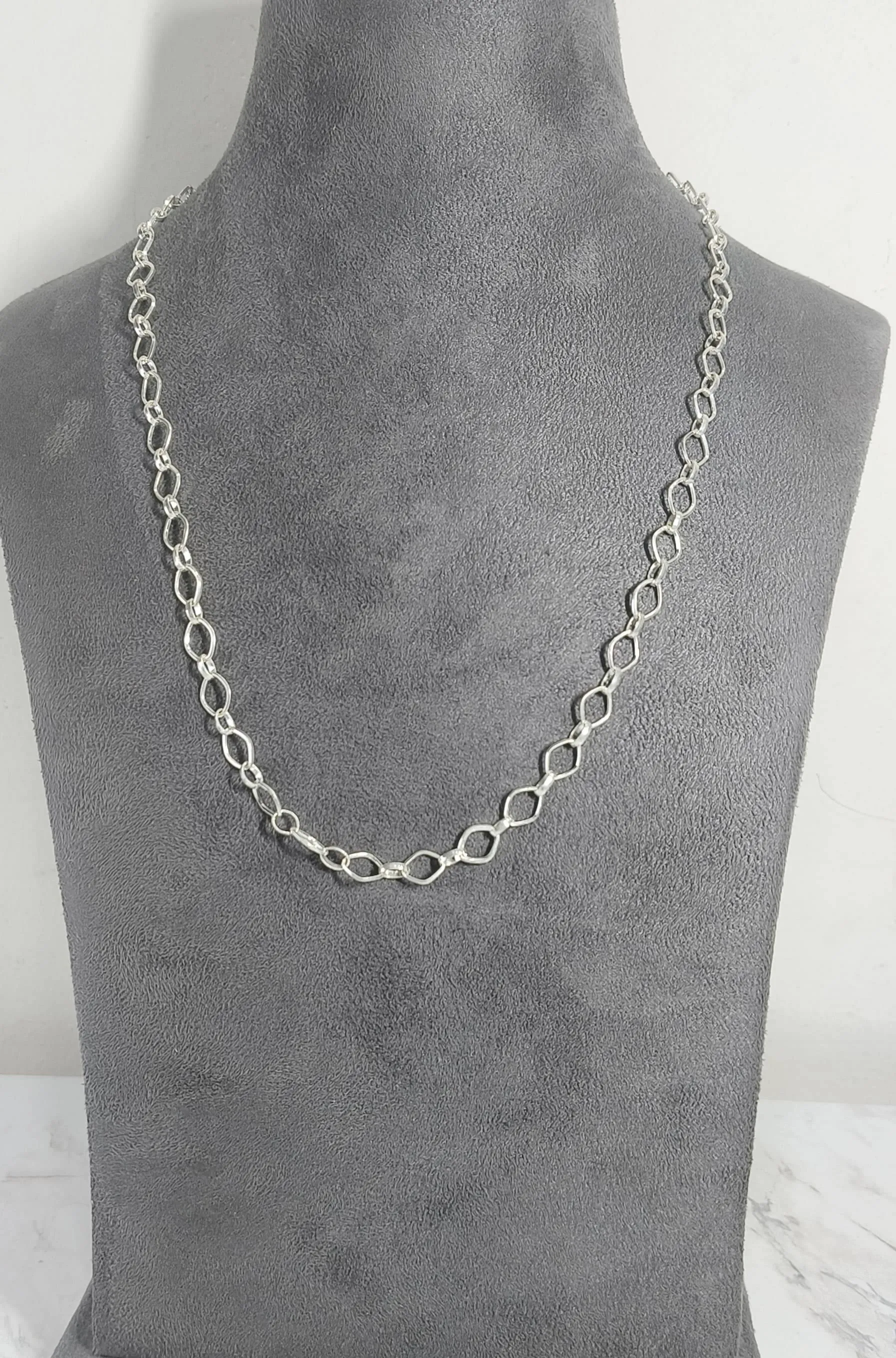 Silver Link Chain (AVSC-39) view 4