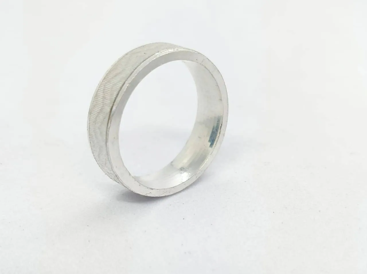 Textured Silver Band (AVSR-89) view 3
