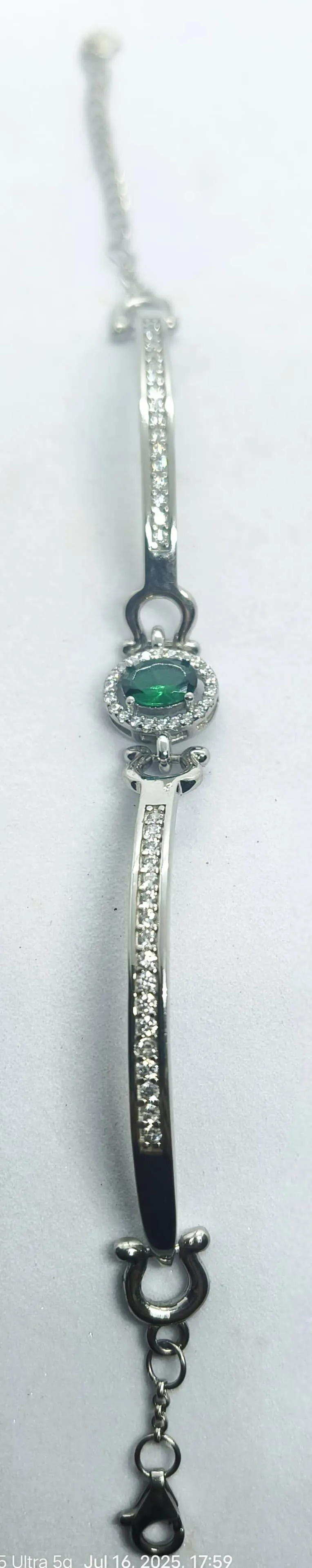 Emerald Clasp Bracelet (AVSBR-10) view 4