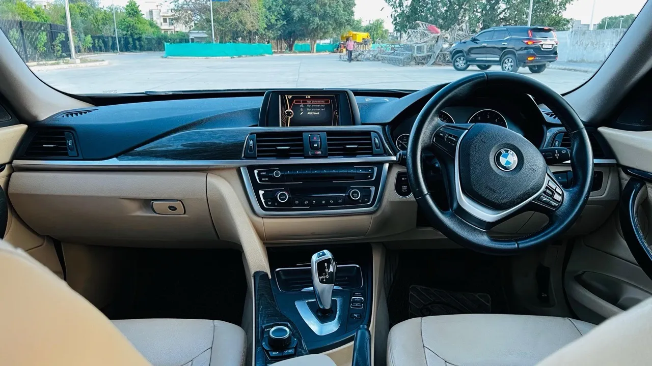 BMW 3 Series GT view 5