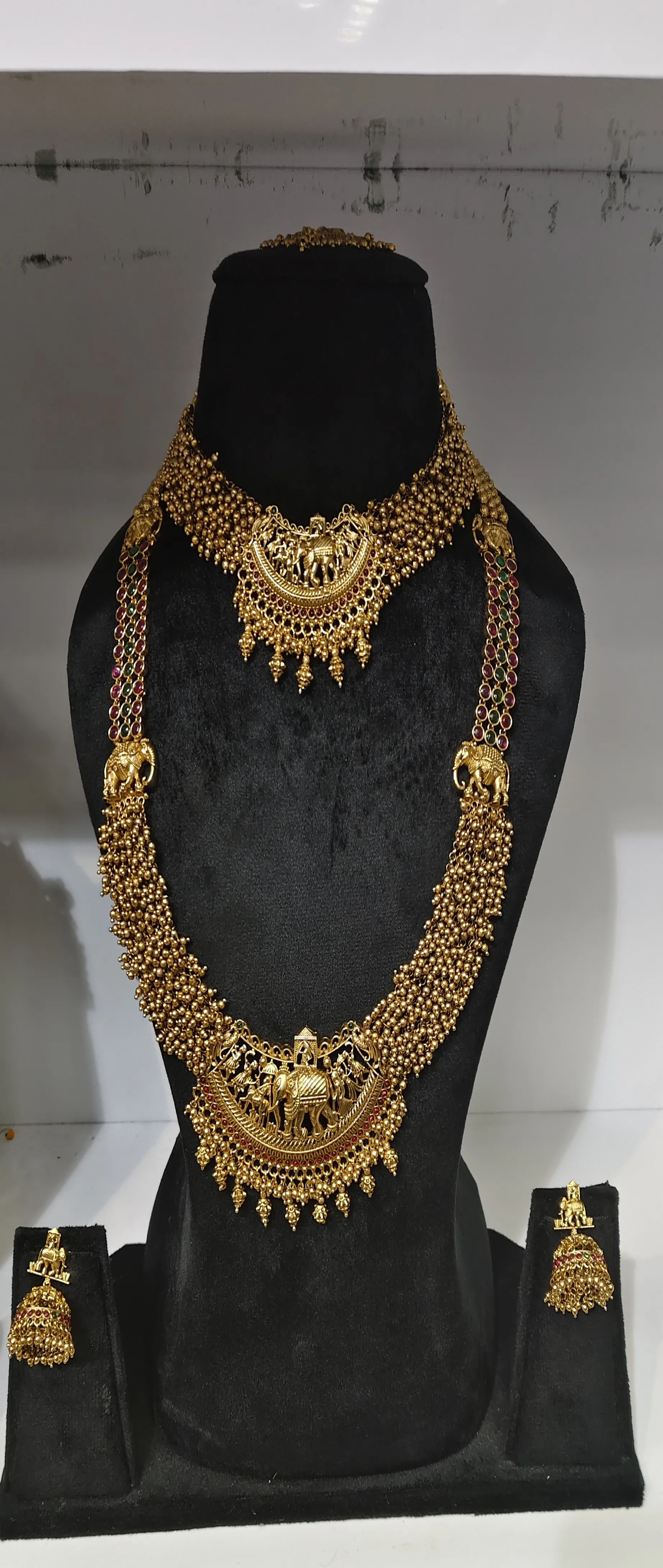 Bridal Tempal Set Necklace view 2