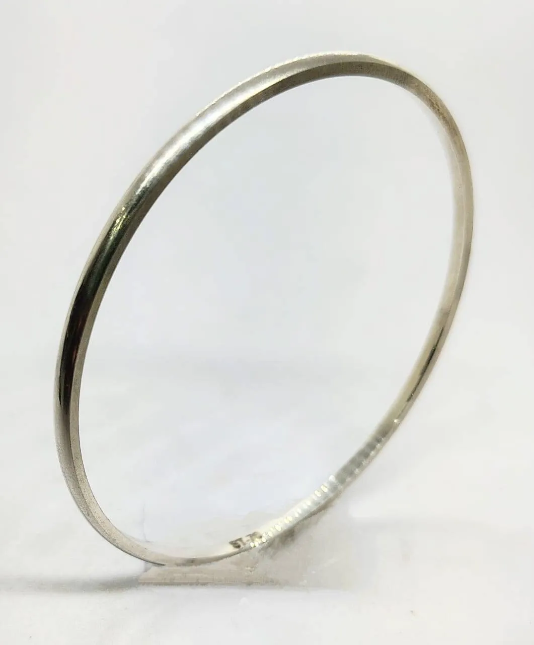 Silver Kada (AVKD-65) view 2