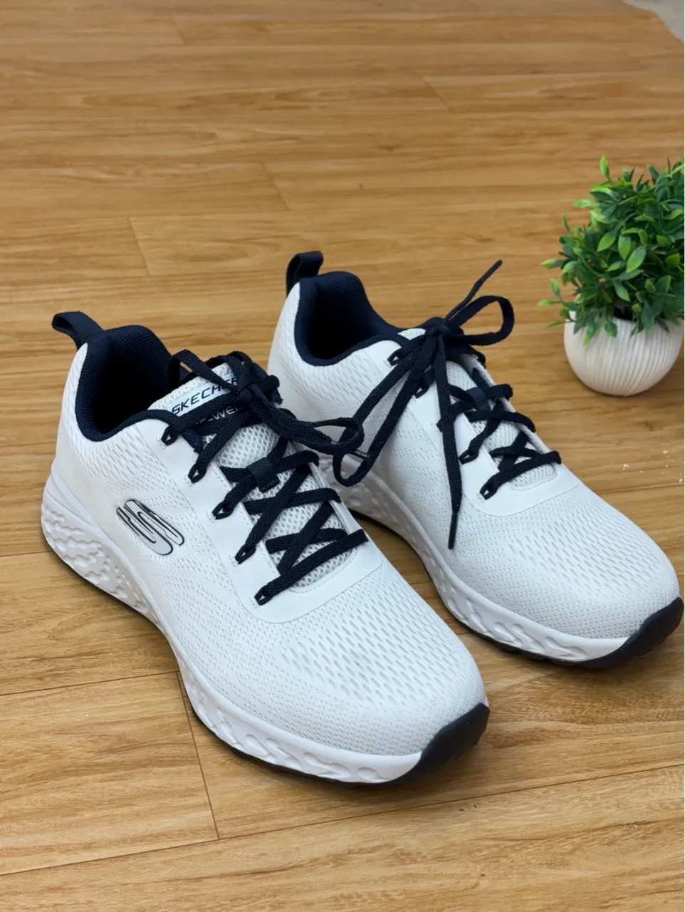 Skechers Running Shoes’ view 3