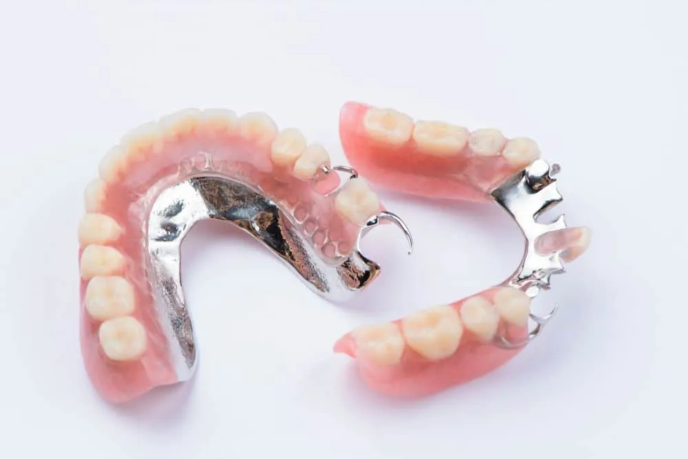 Full And Partial Dentures view 2