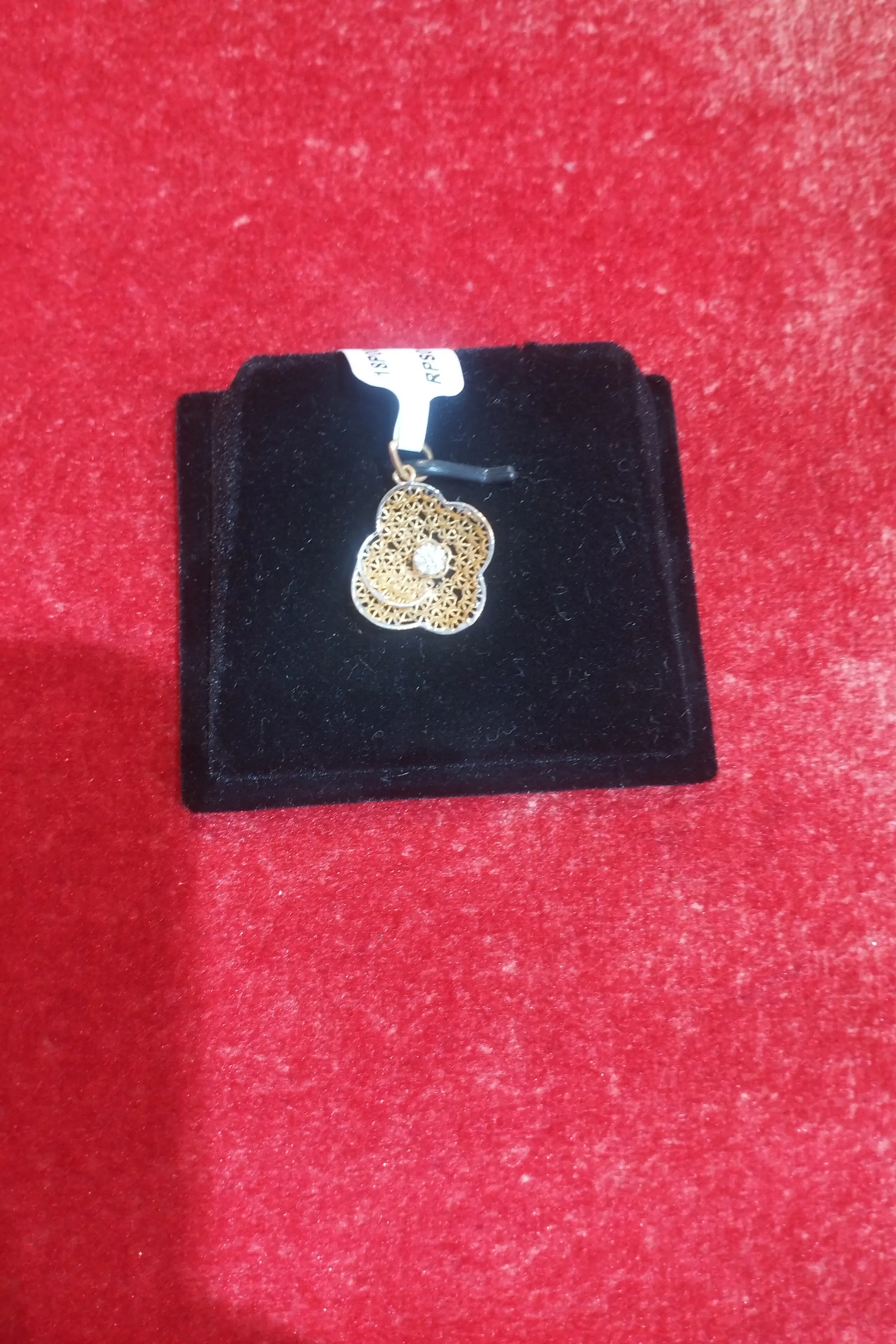 Gold Filigree Pendant view 2