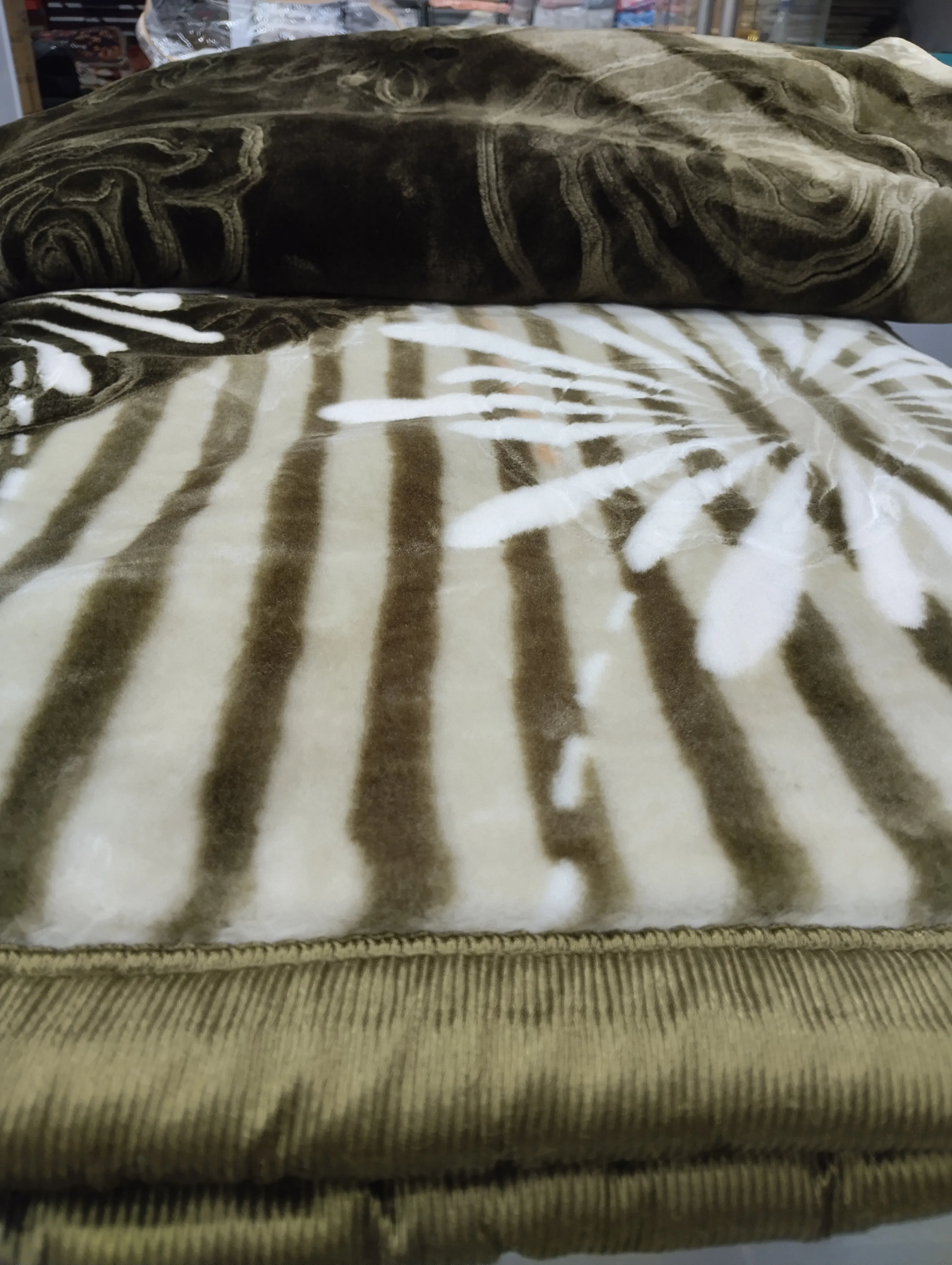 Luxury Faux Fur Blanket view 2