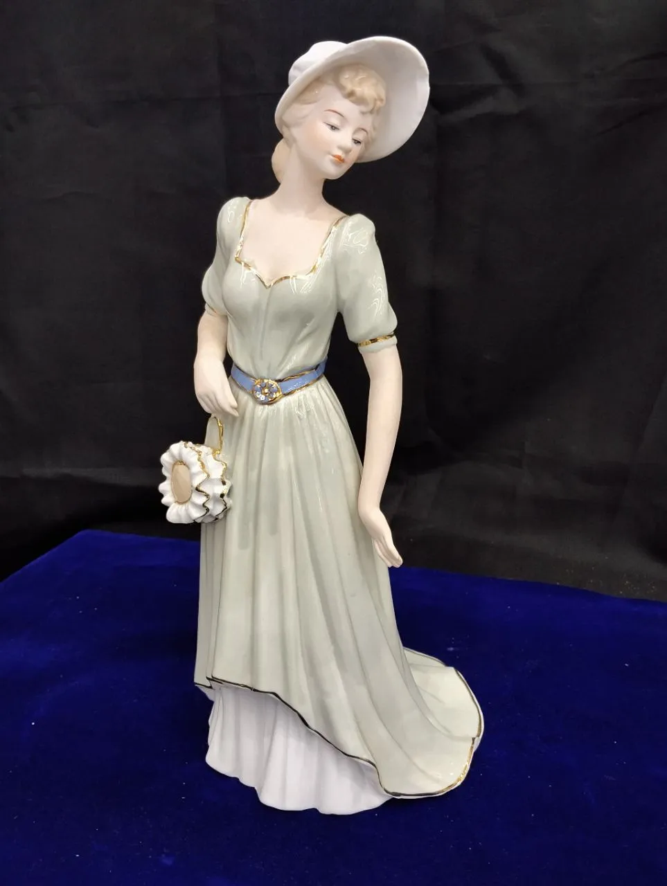 Elegant Porcelain Figurine view 2