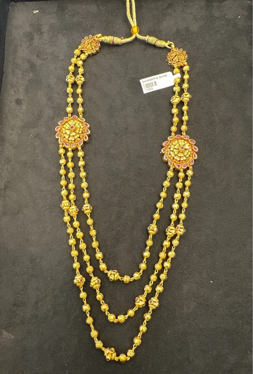 Temple Jewellery Set view 2
