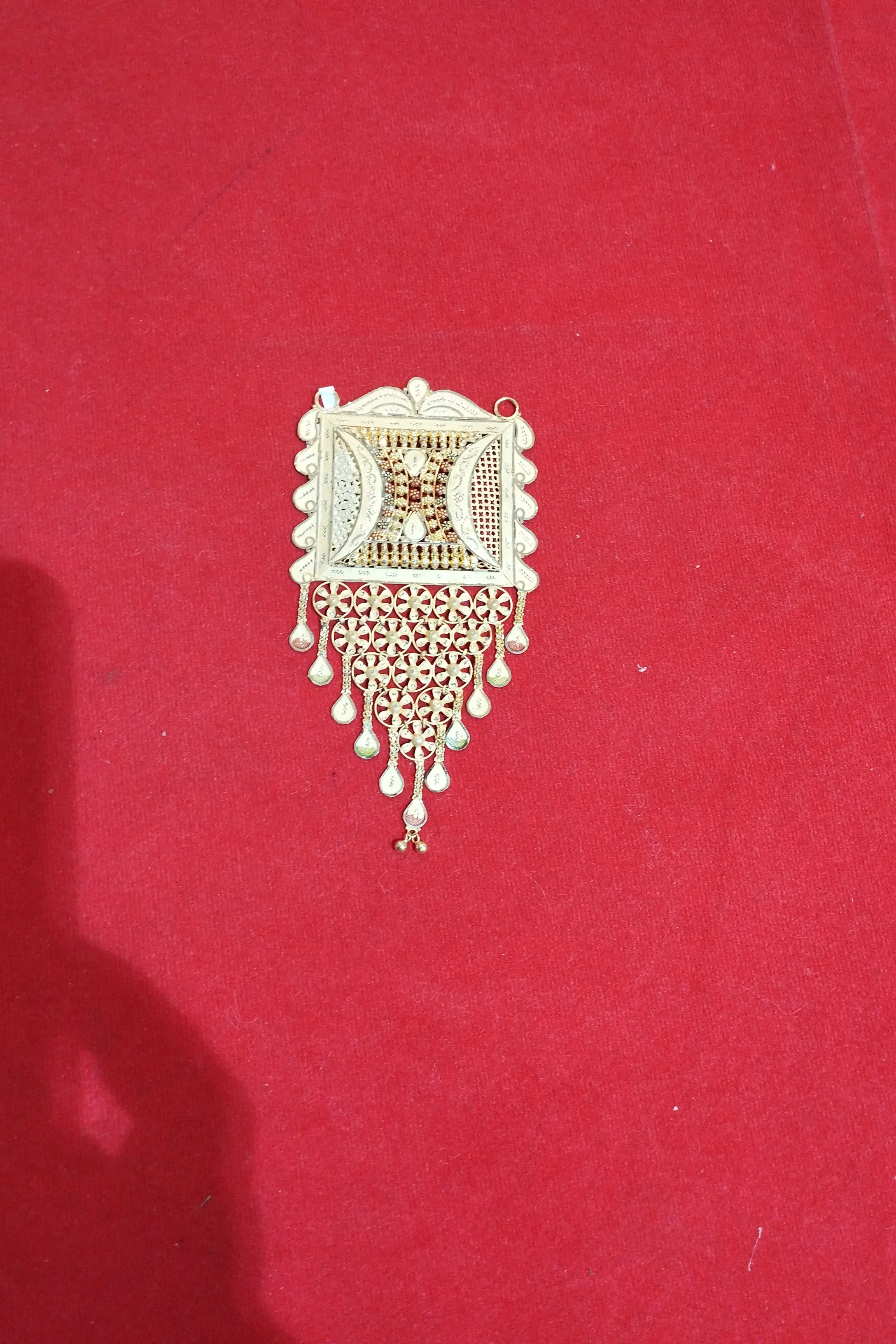Gold Filigree Pendant 11.190gm view 2