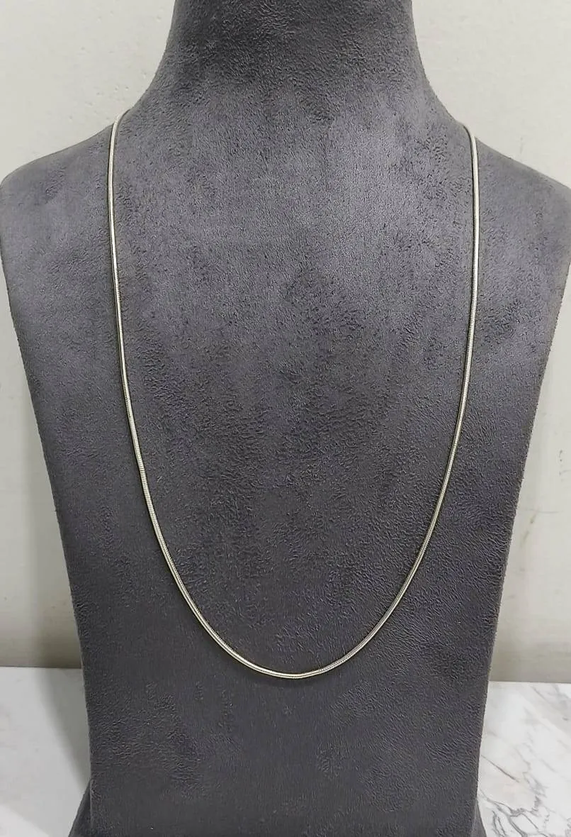 Elegant Silver Chain view 2