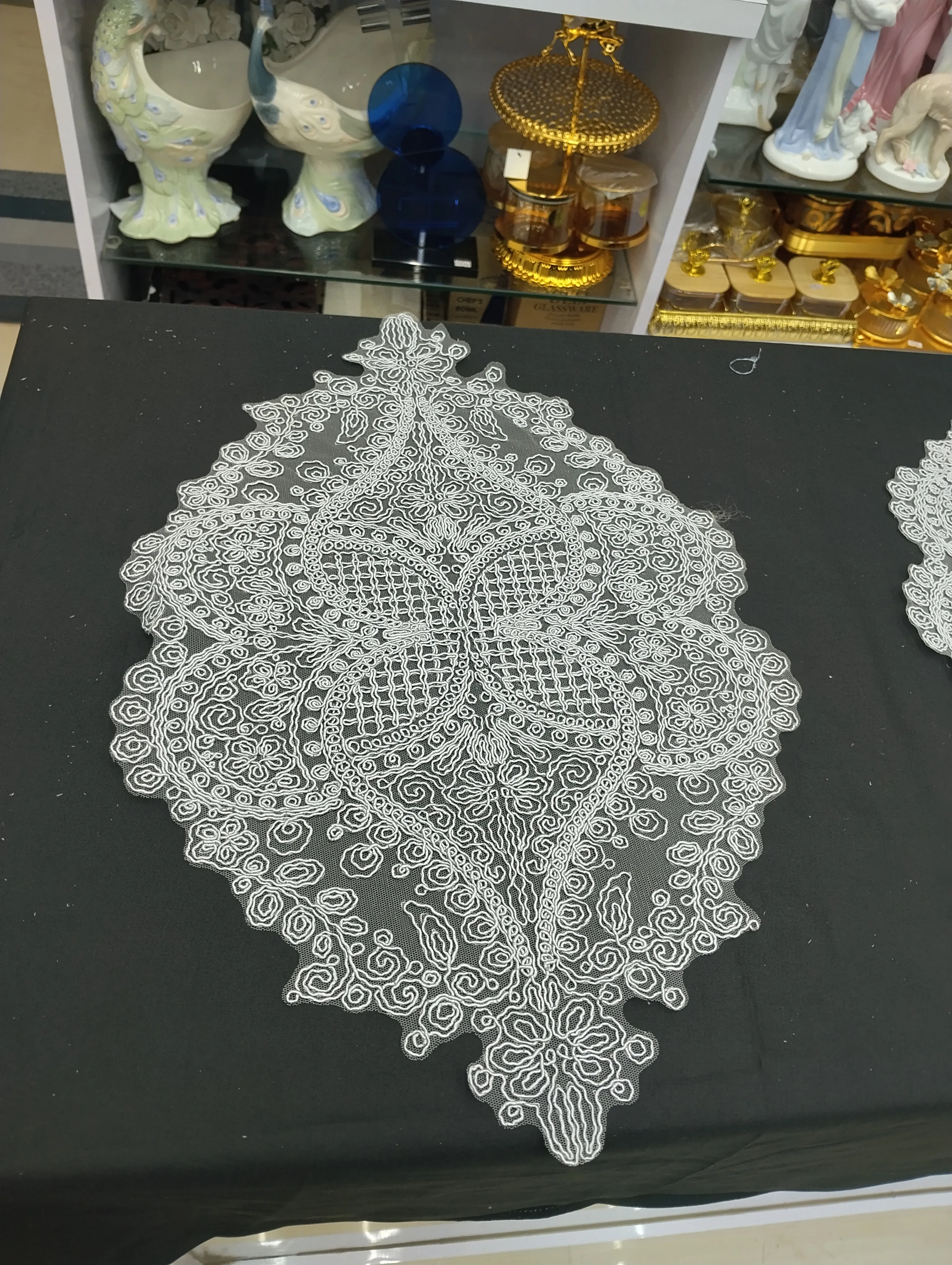 Lace Table 6 Pieces Table Mats view 2