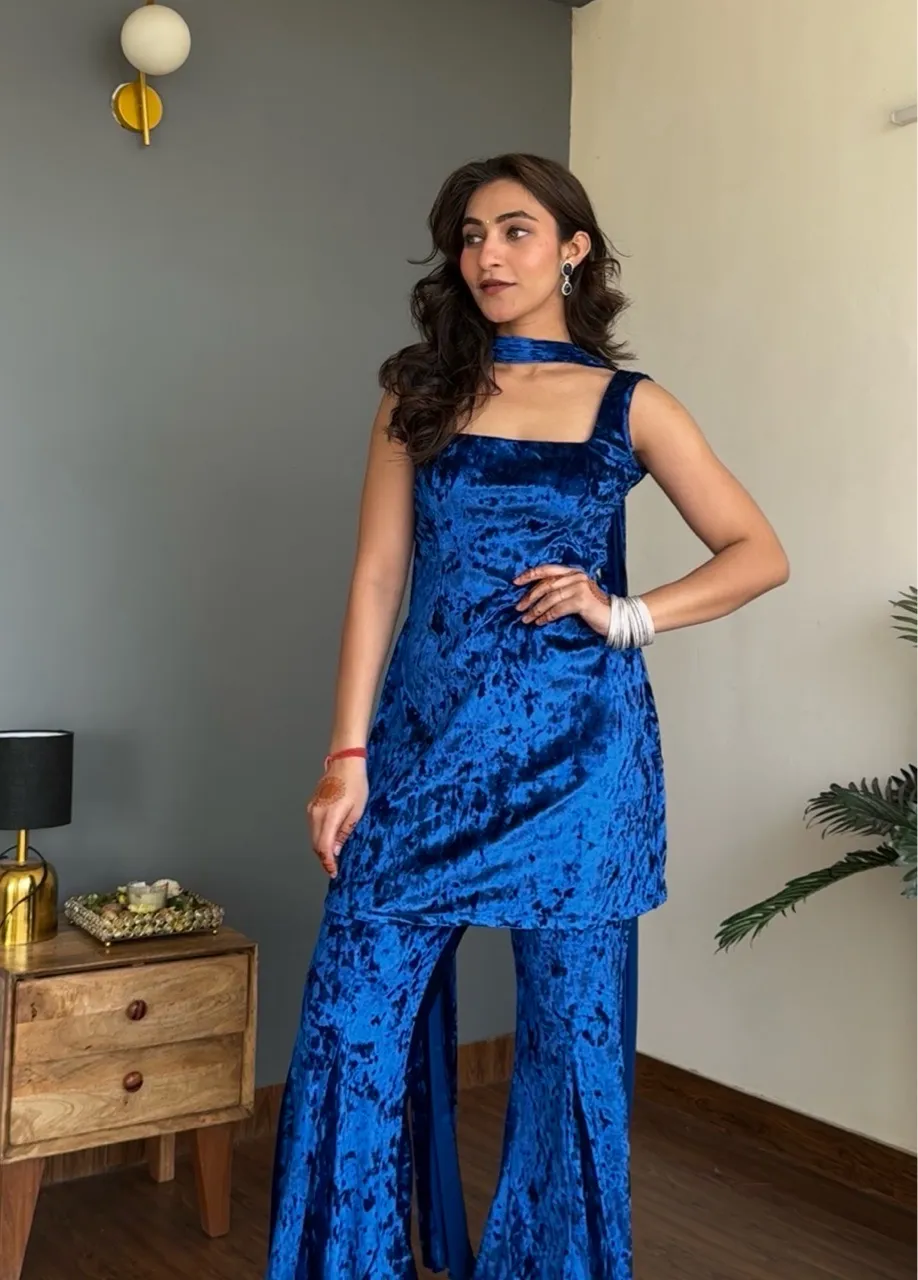 ‘Haniya’ Suit Set- Royal Blue view 3