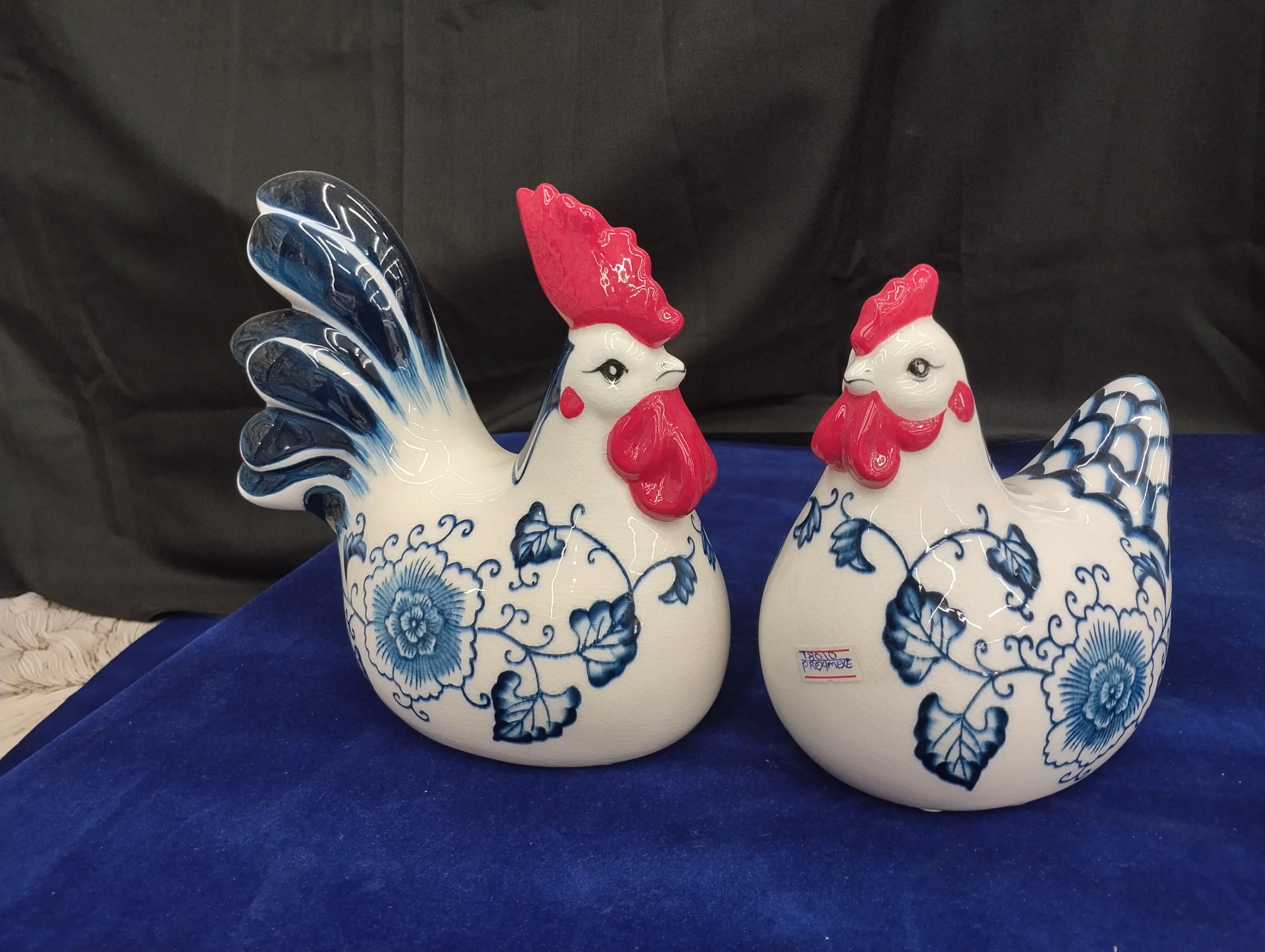 Artisan Hen Sculptures view 2