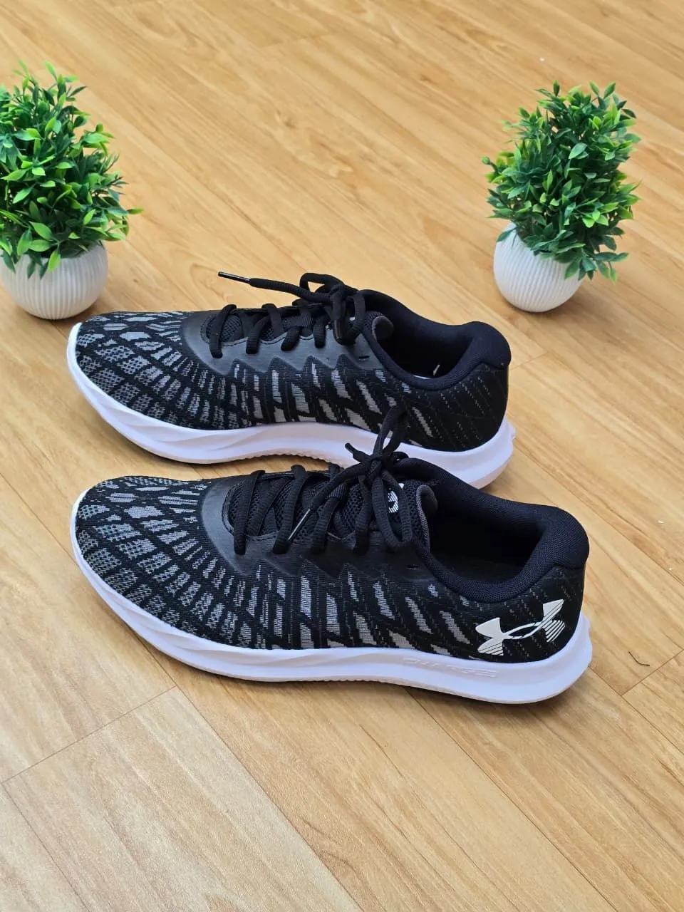 Under Armour Running Shoes. view 4