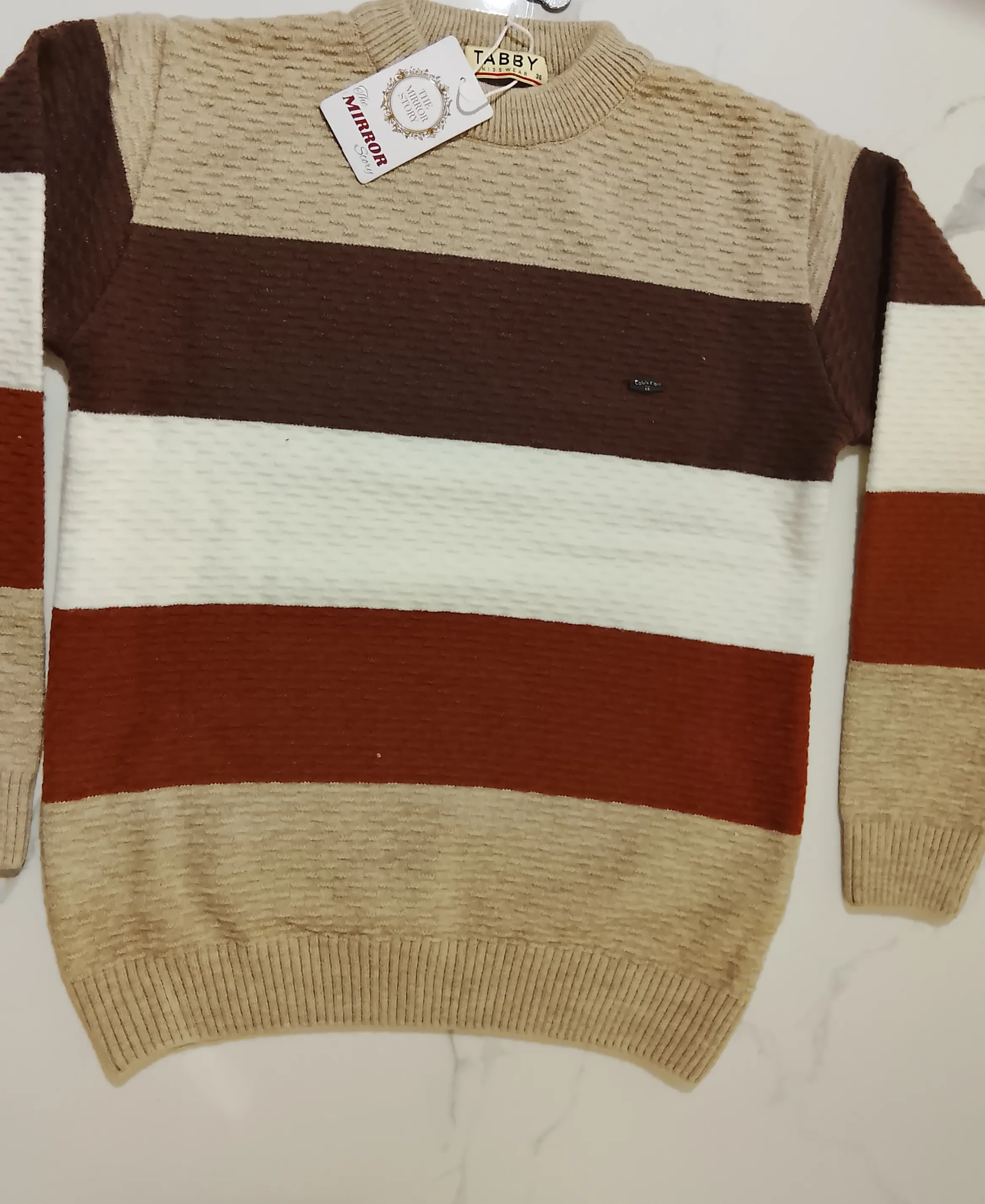 The Mirror Story Pullover 677 view 3