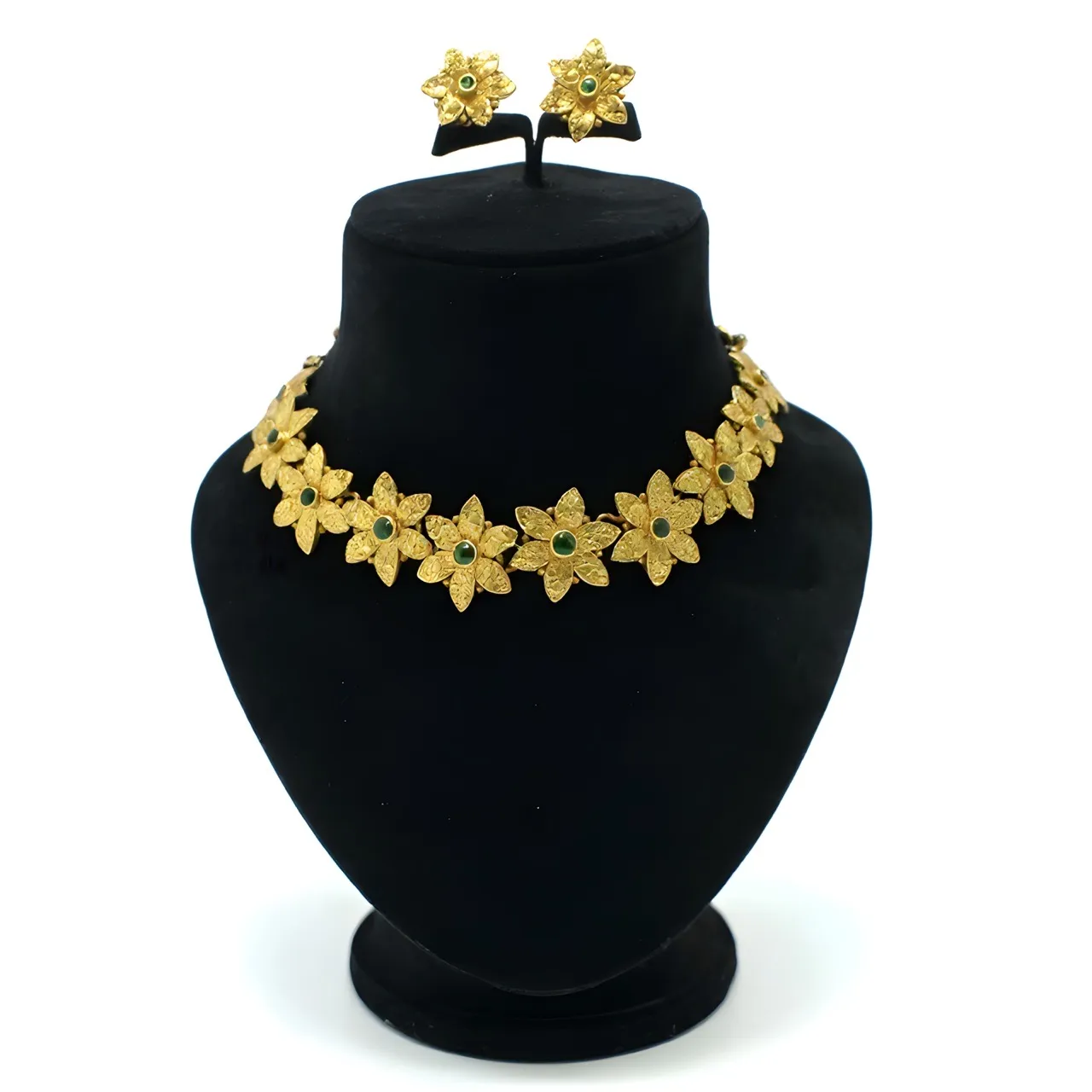 Gold Floral Necklace Set view 2