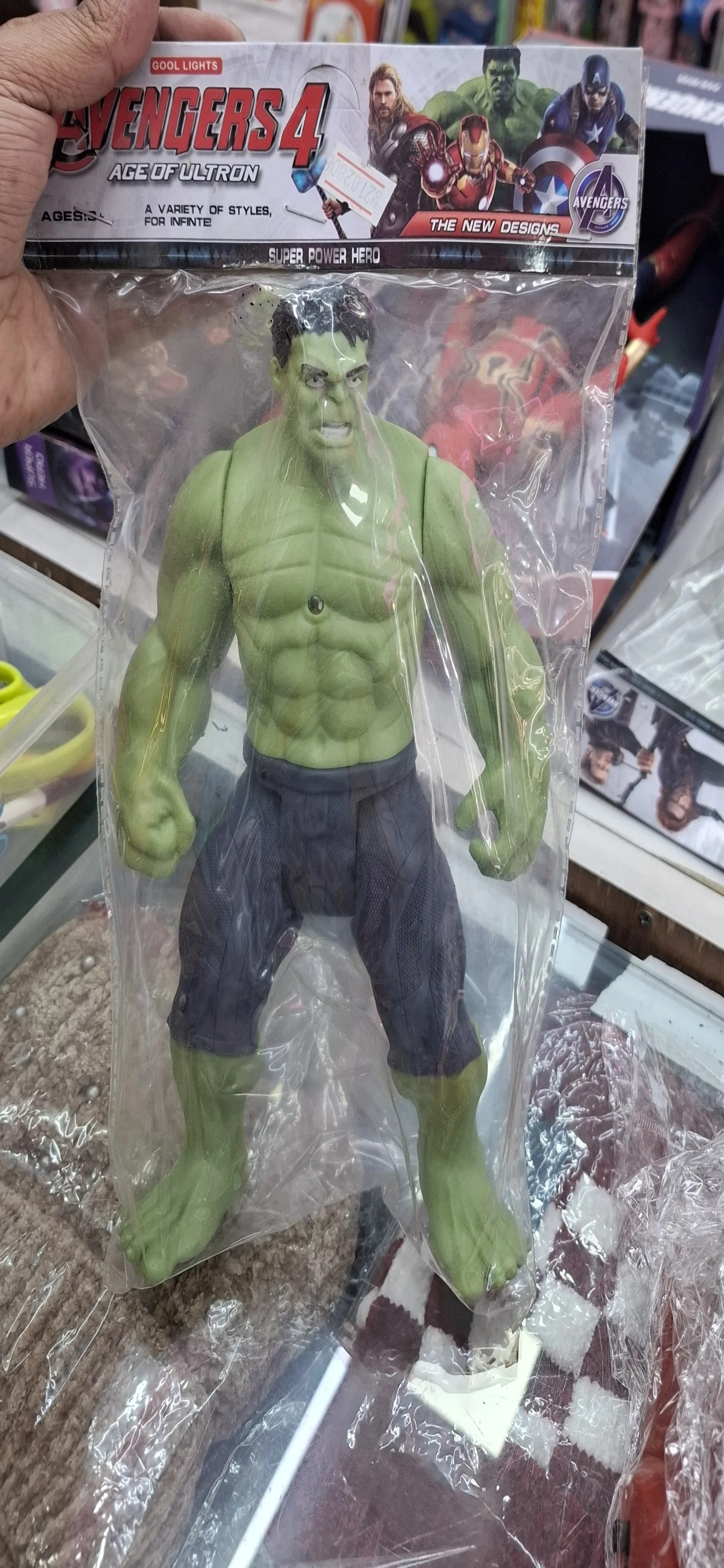 Avengers 4: Age of Ultron Hulk Action Figure view 2