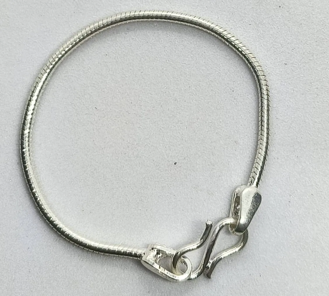 Silver Bracelet (AVBR-16) view 3