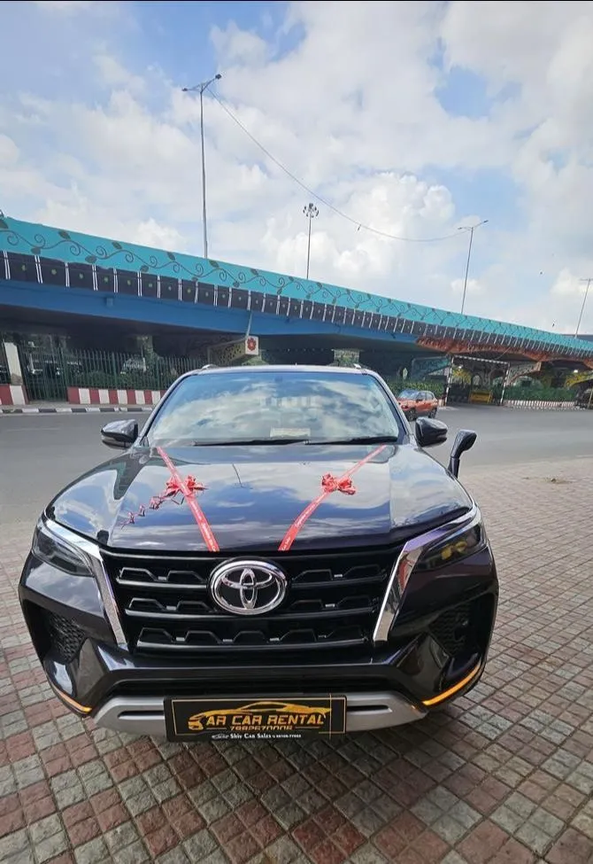 Decorated Compact SUV Fortuner SIGMA 4 Black view 2
