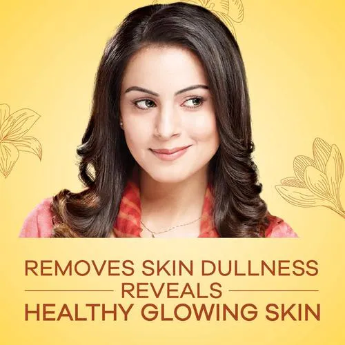 Himalaya Natural Glow Kesar Face Wash 50 ml view 3