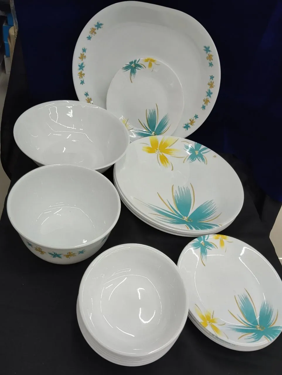 Floral Melamine Dinner Set Corelle view 2