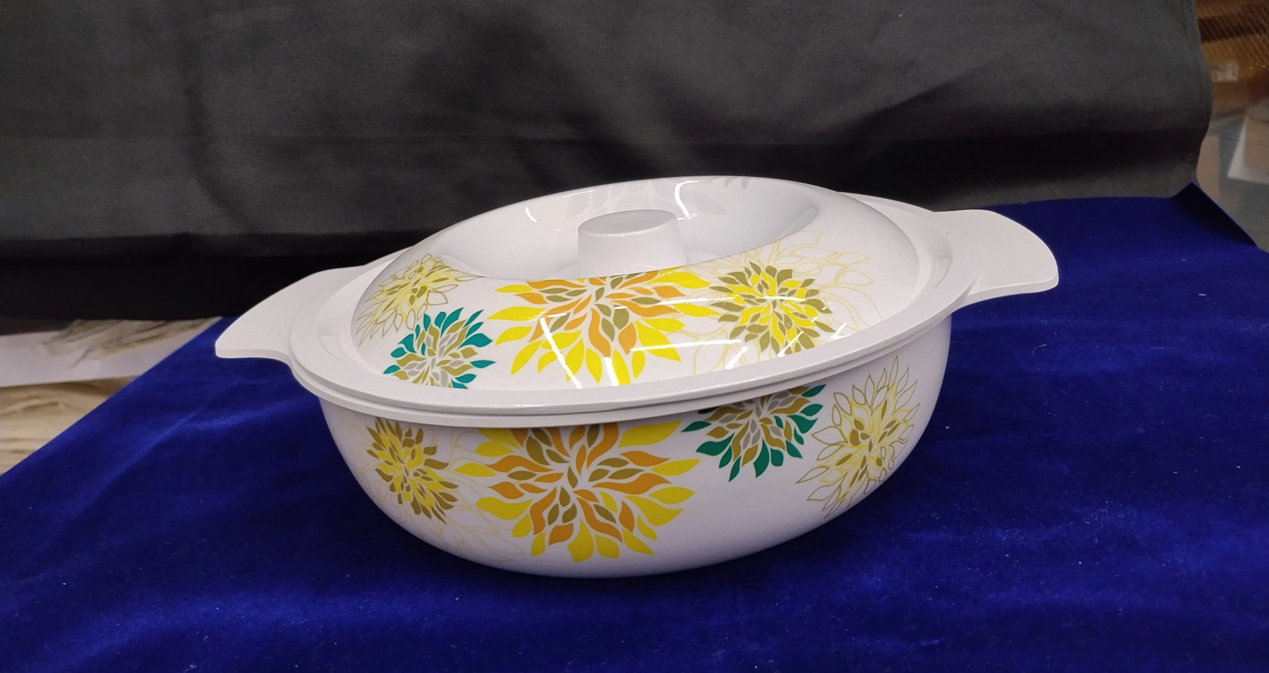 Floral Casserole Super Ware view 2