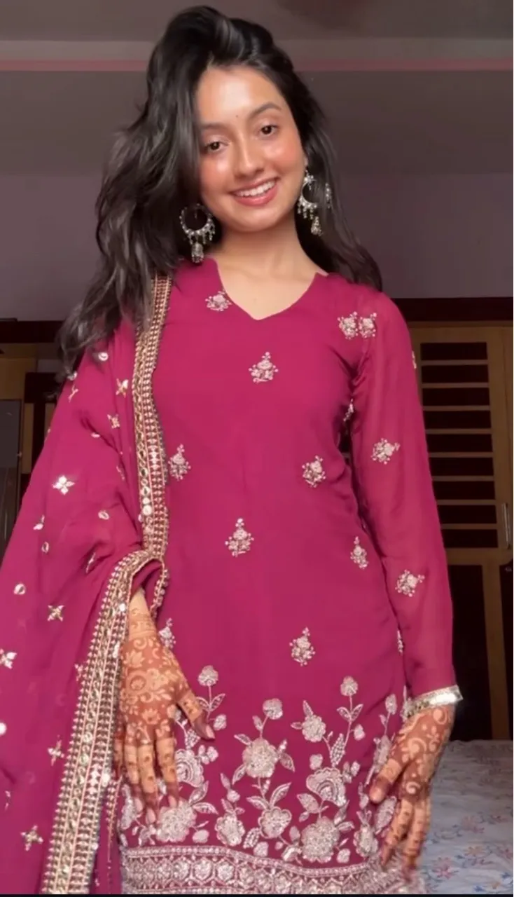 ‘Naqsh’ Farshi Salvar set- Wine view 3