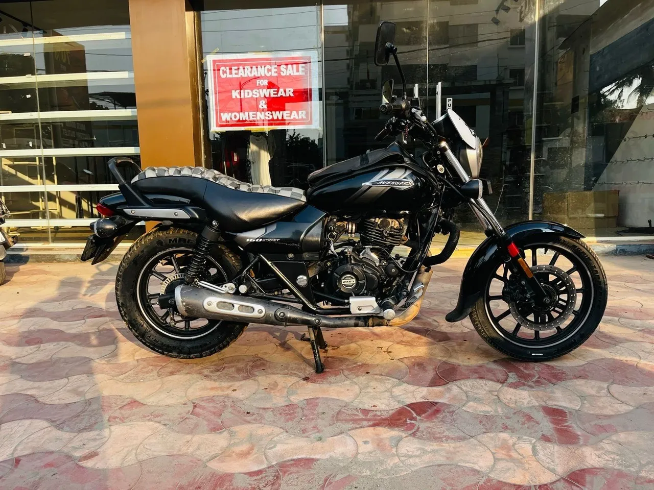 Bajaj Avenger 160street/2022 Model view 2