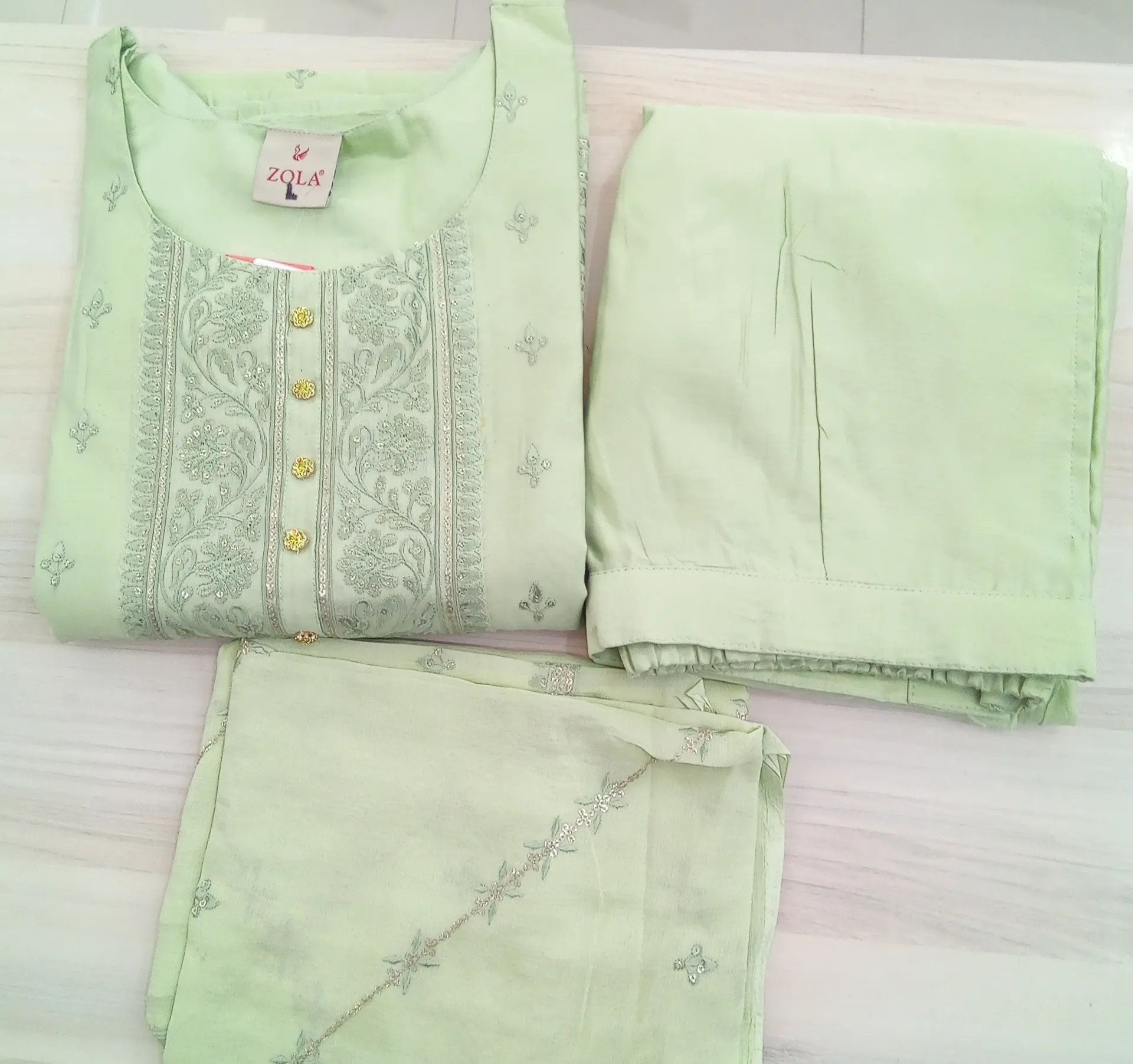 Zola Salwar Suit view 3