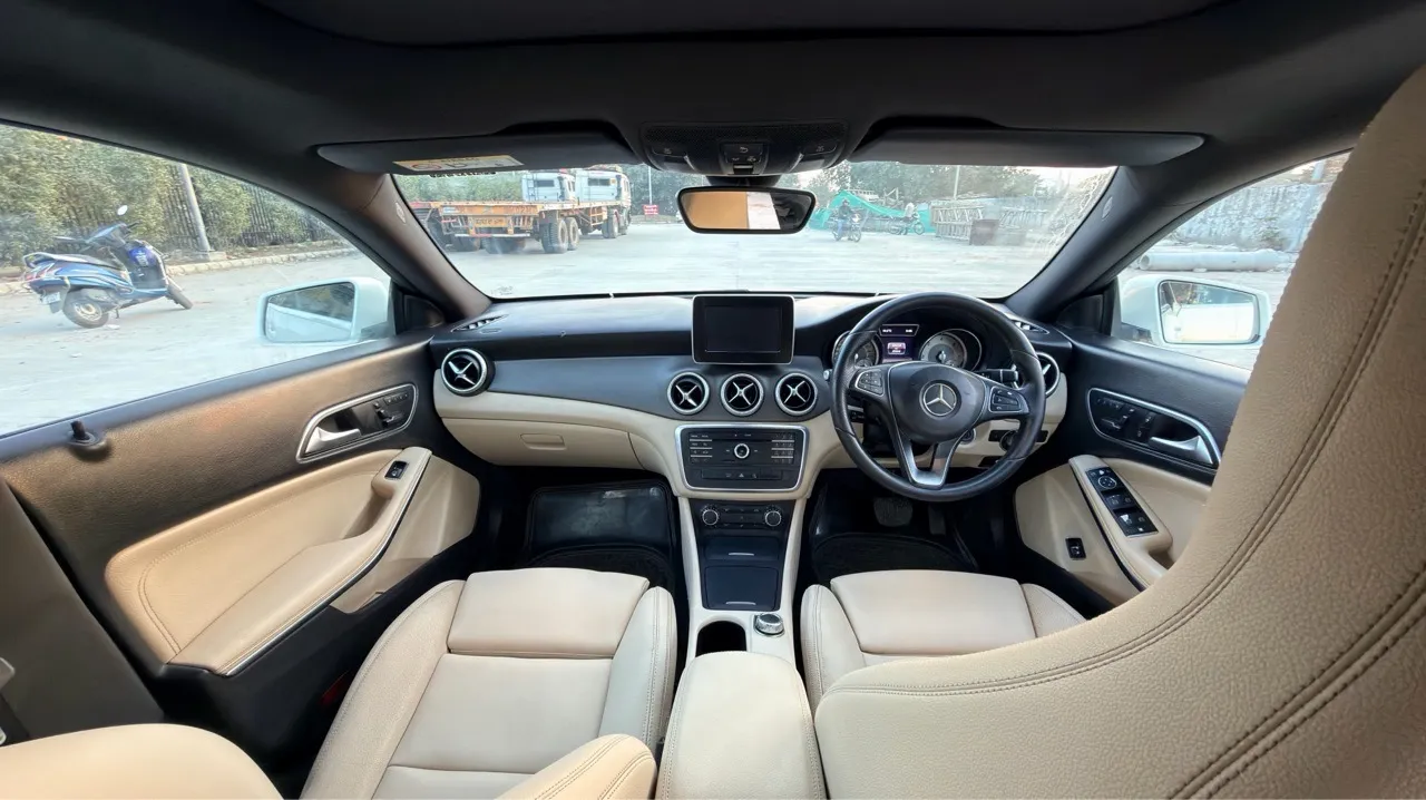Mercedes-Benz CLA-Class view 5