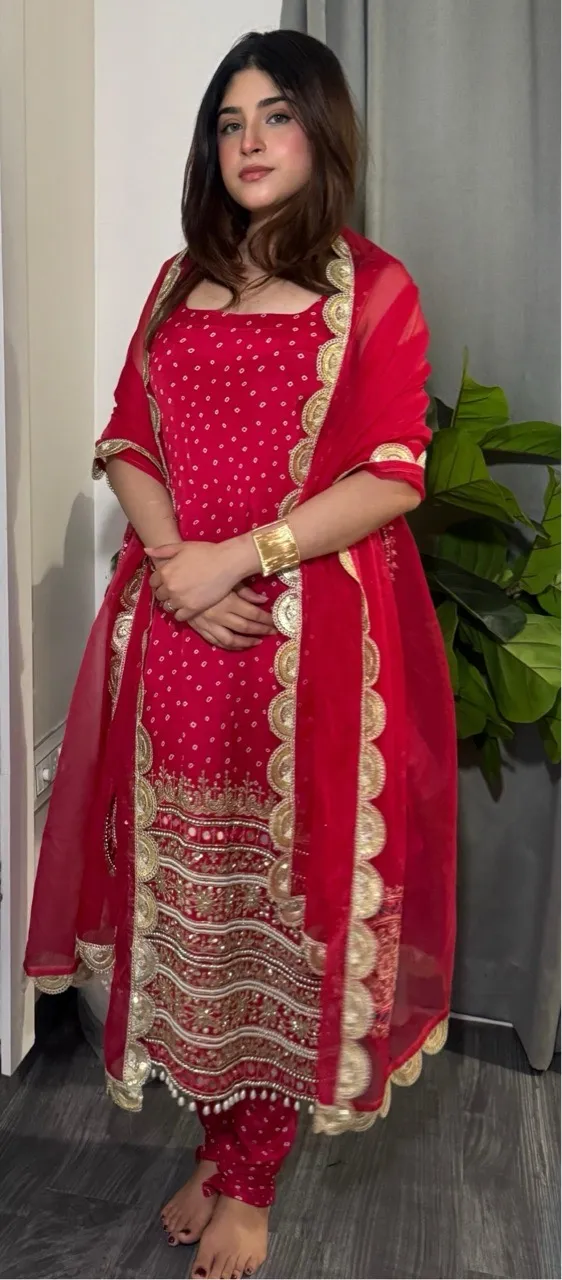‘Ada’ suit set - Pink view 2