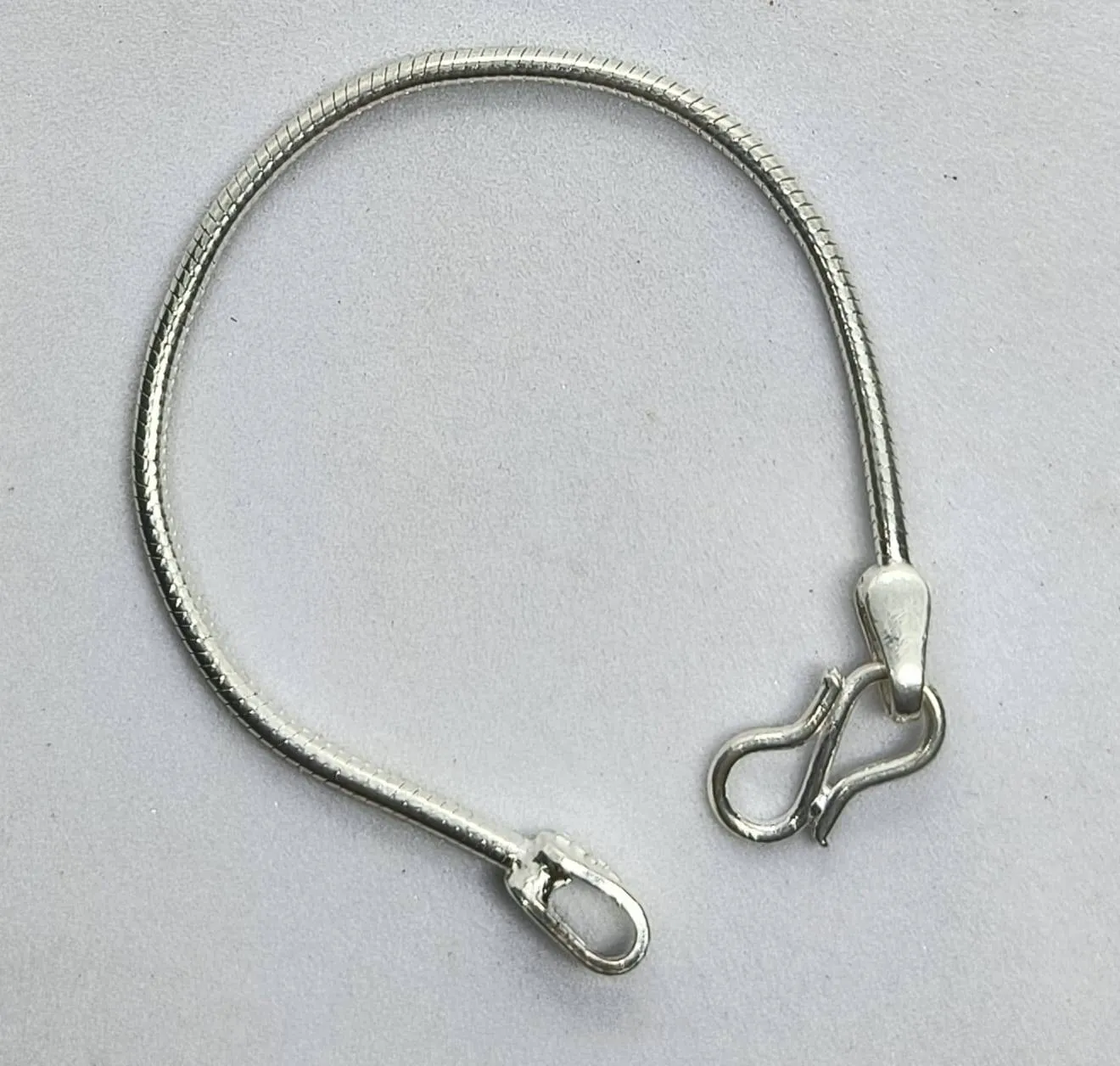 Silver Bracelet (AVBR-16) view 2