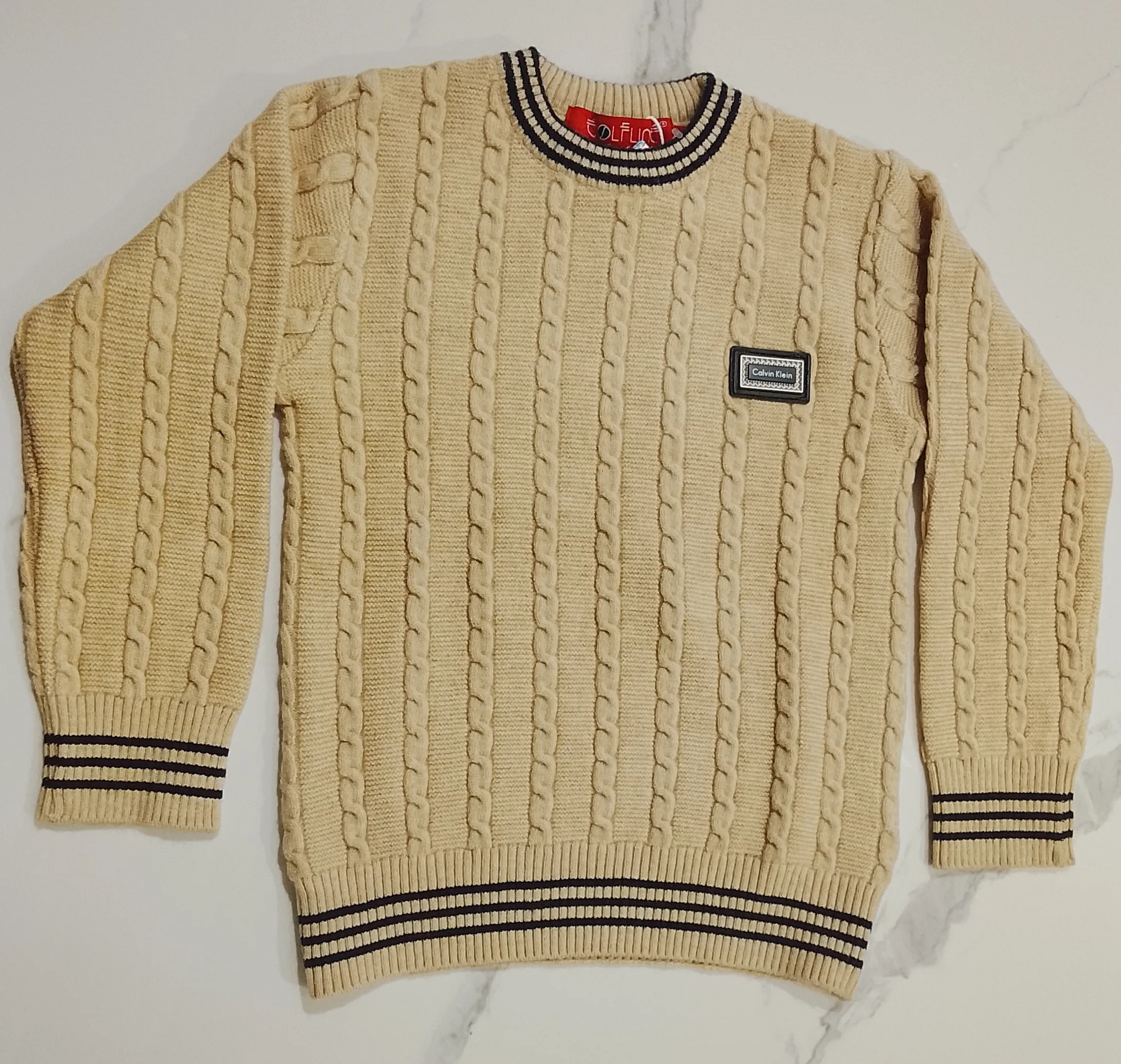 The Mirror Story Boy Pullover 270 view 3